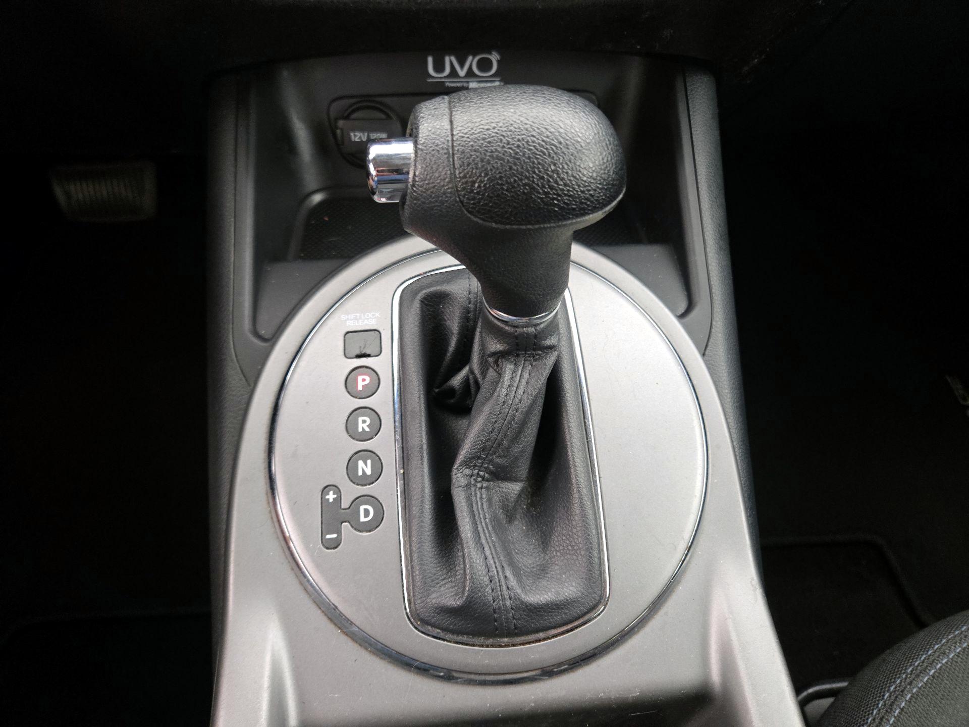 Thumbnail: 2015 Kia Sportage - 17