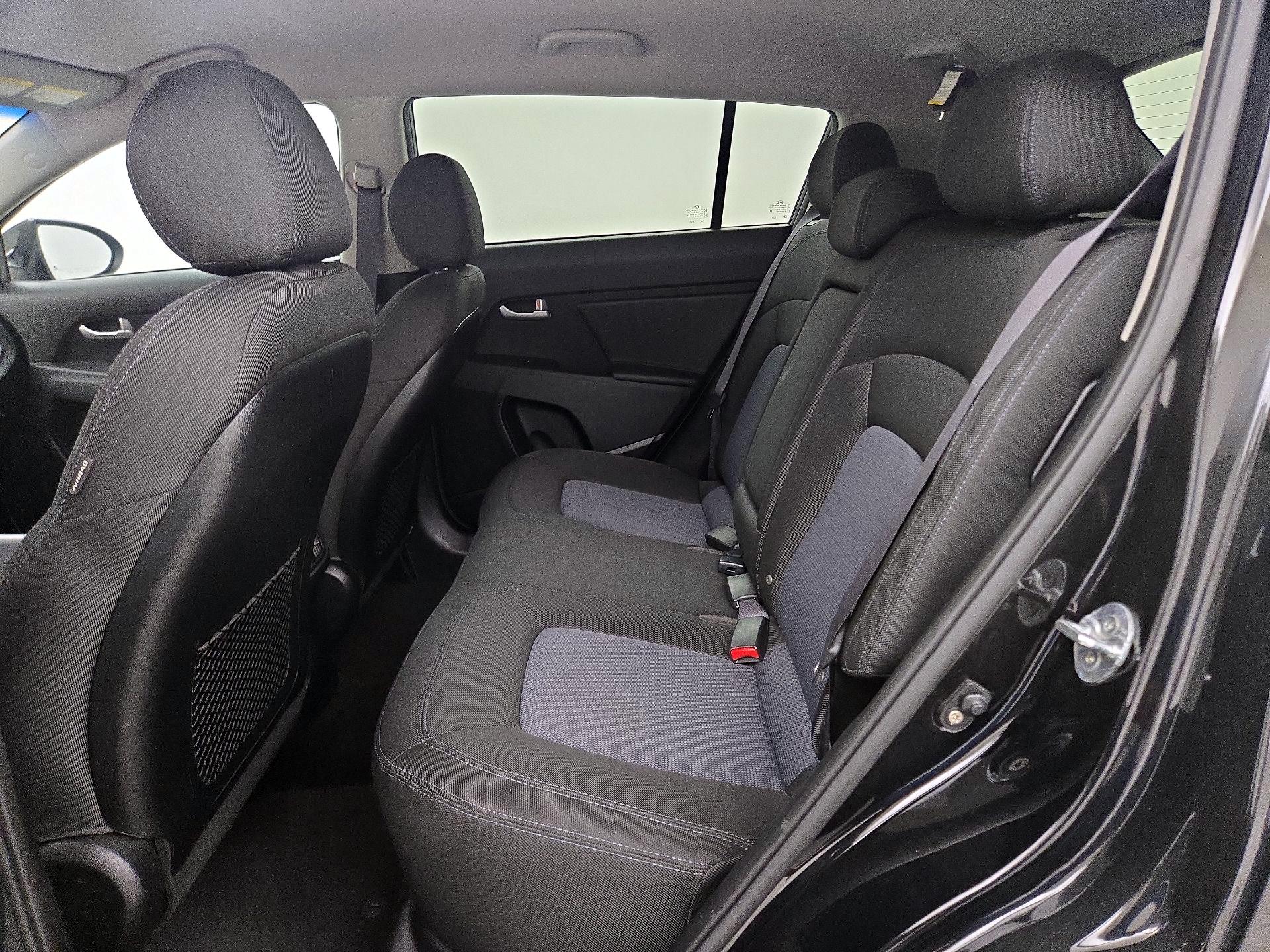 Thumbnail: 2015 Kia Sportage - 19