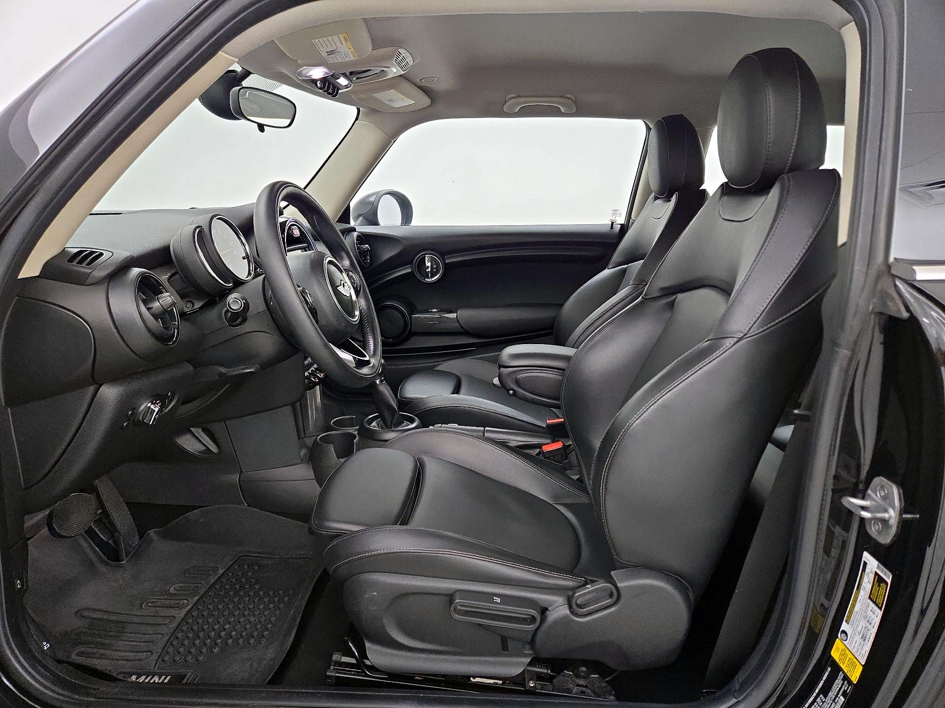 Thumbnail: 2018 MINI Cooper Hardtop - 11