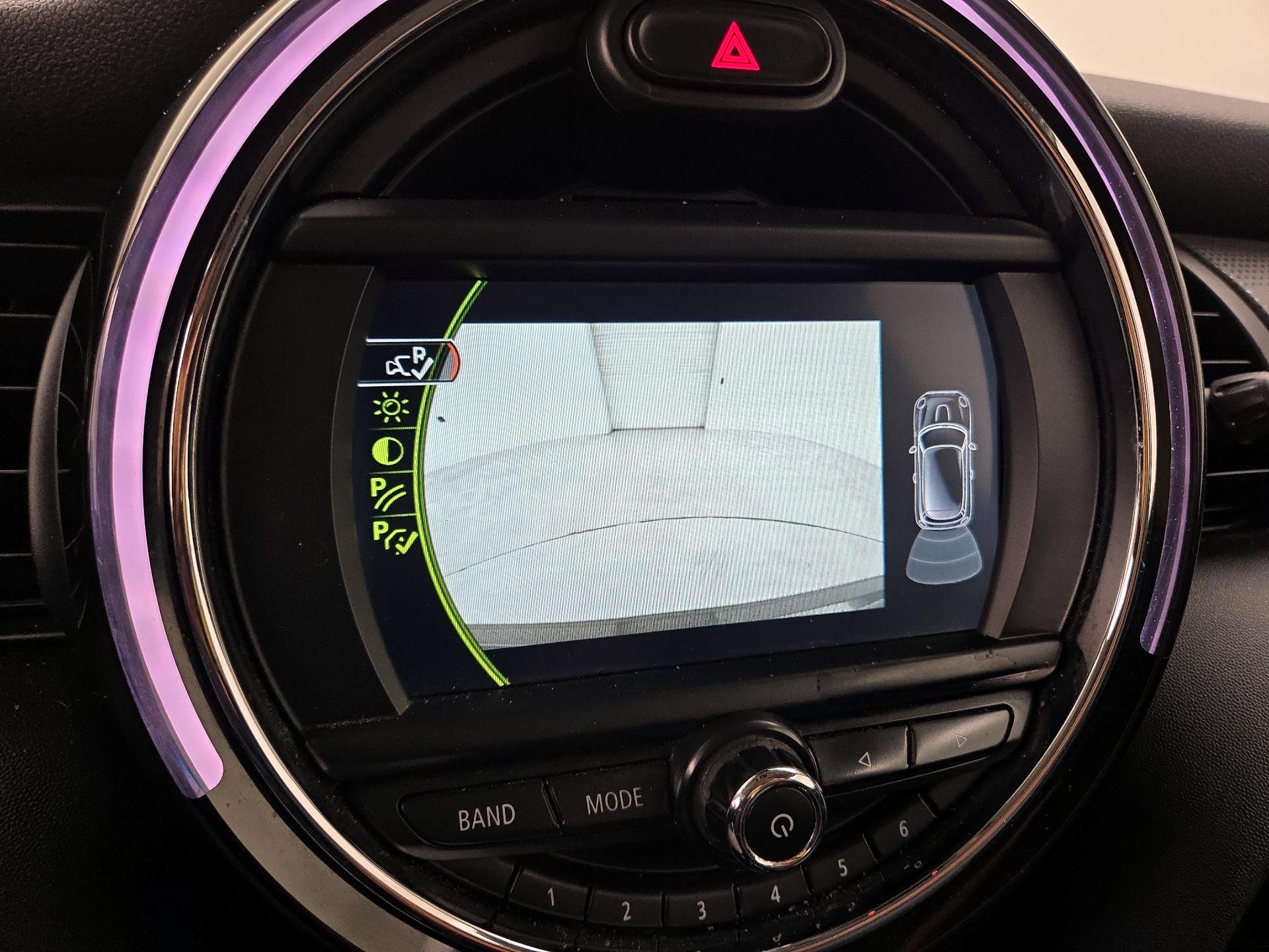 Thumbnail: 2018 MINI Cooper Hardtop - 14