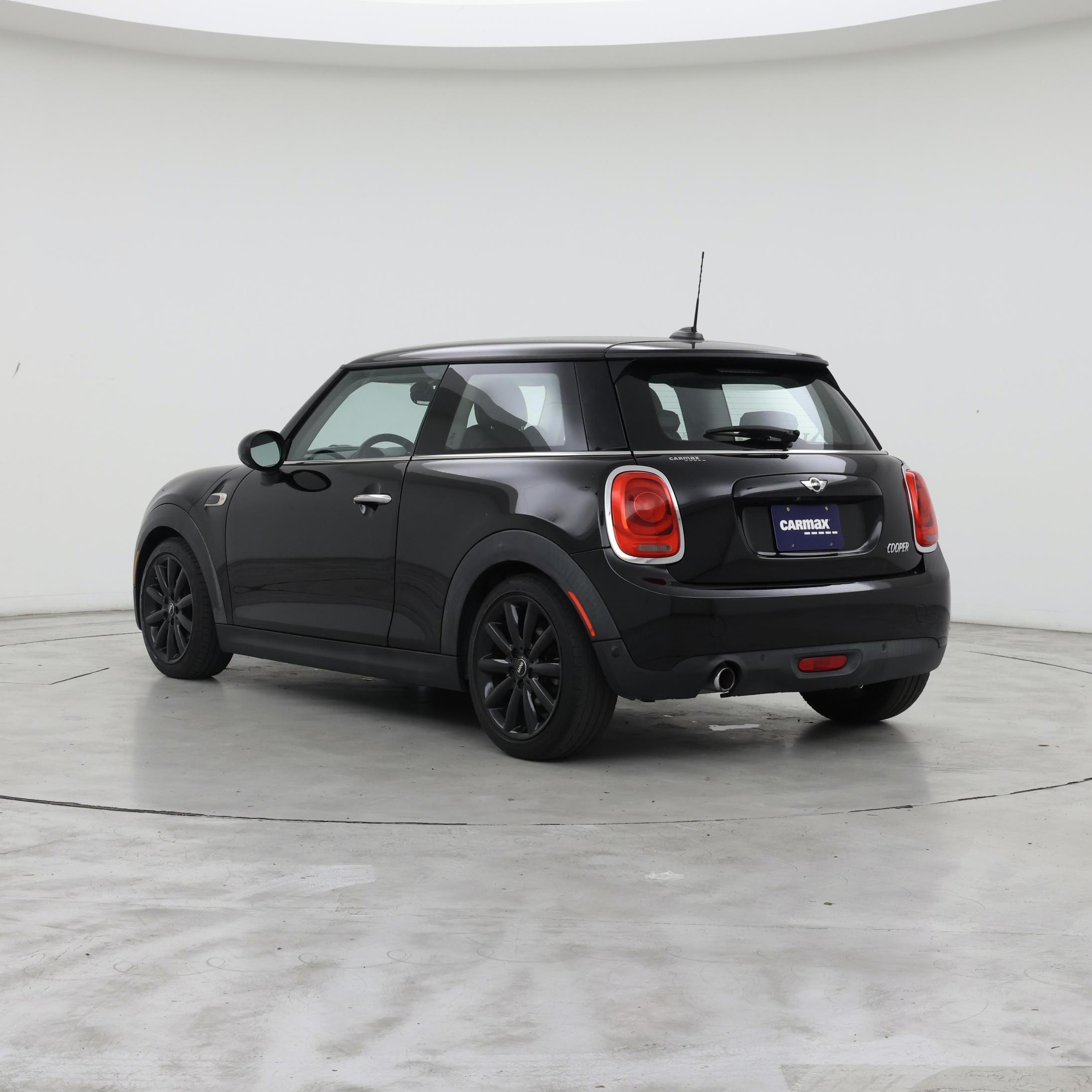 Thumbnail: 2018 MINI Cooper Hardtop - 2