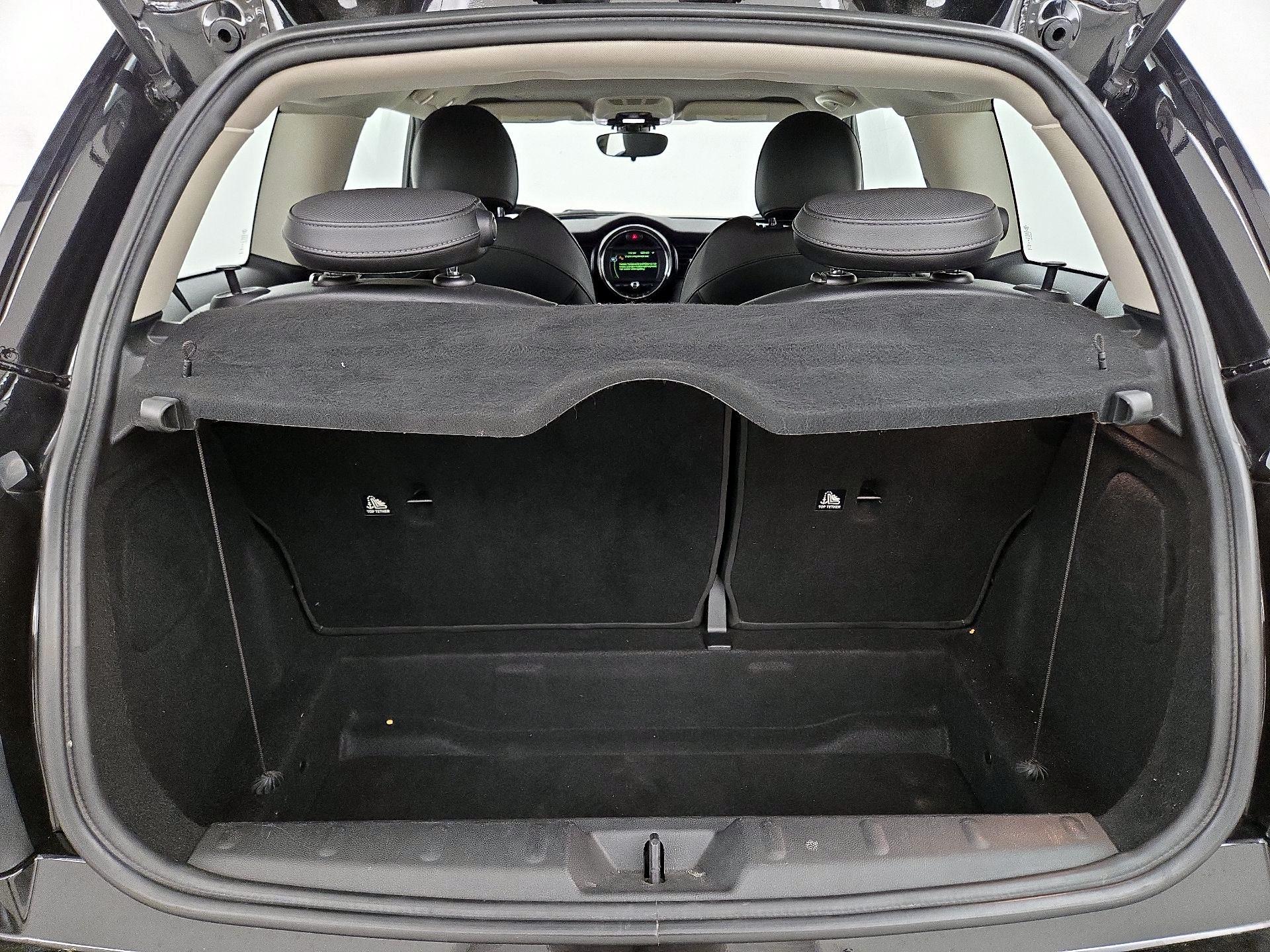 Thumbnail: 2018 MINI Cooper Hardtop - 20