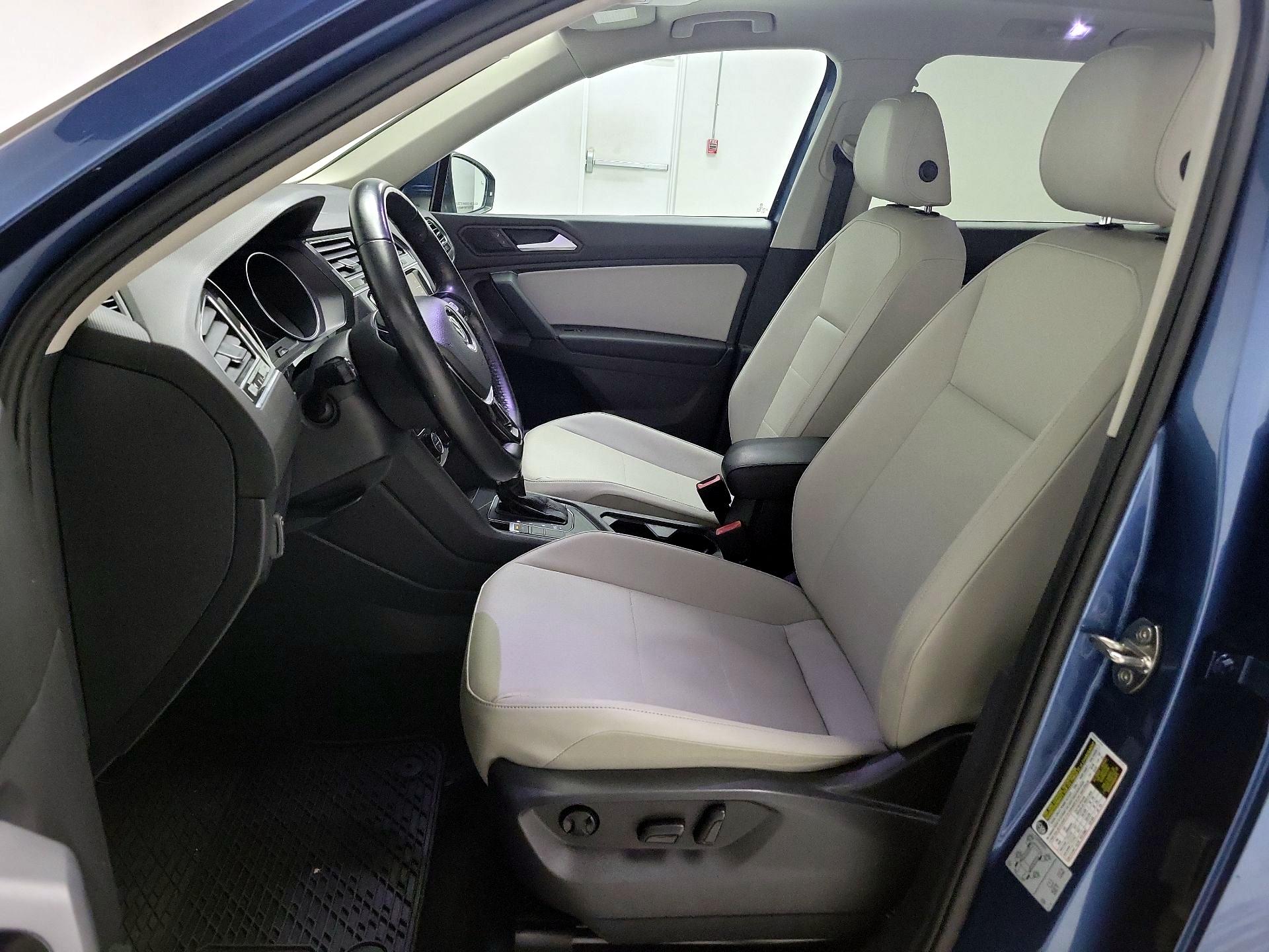 Thumbnail: 2019 Volkswagen Tiguan - 11