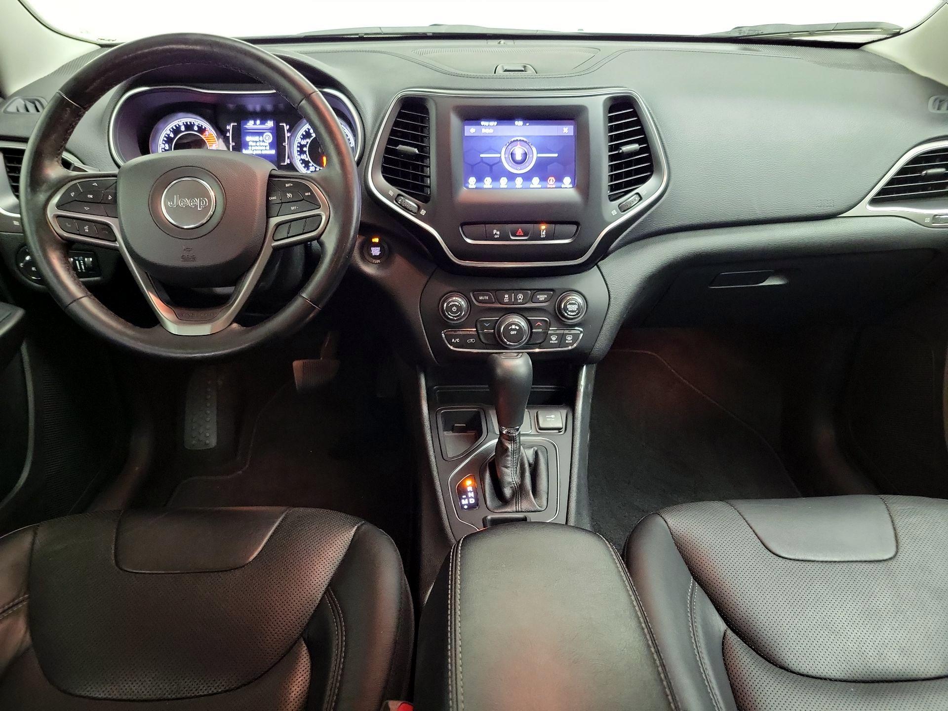 Thumbnail: 2021 Jeep Cherokee - 9