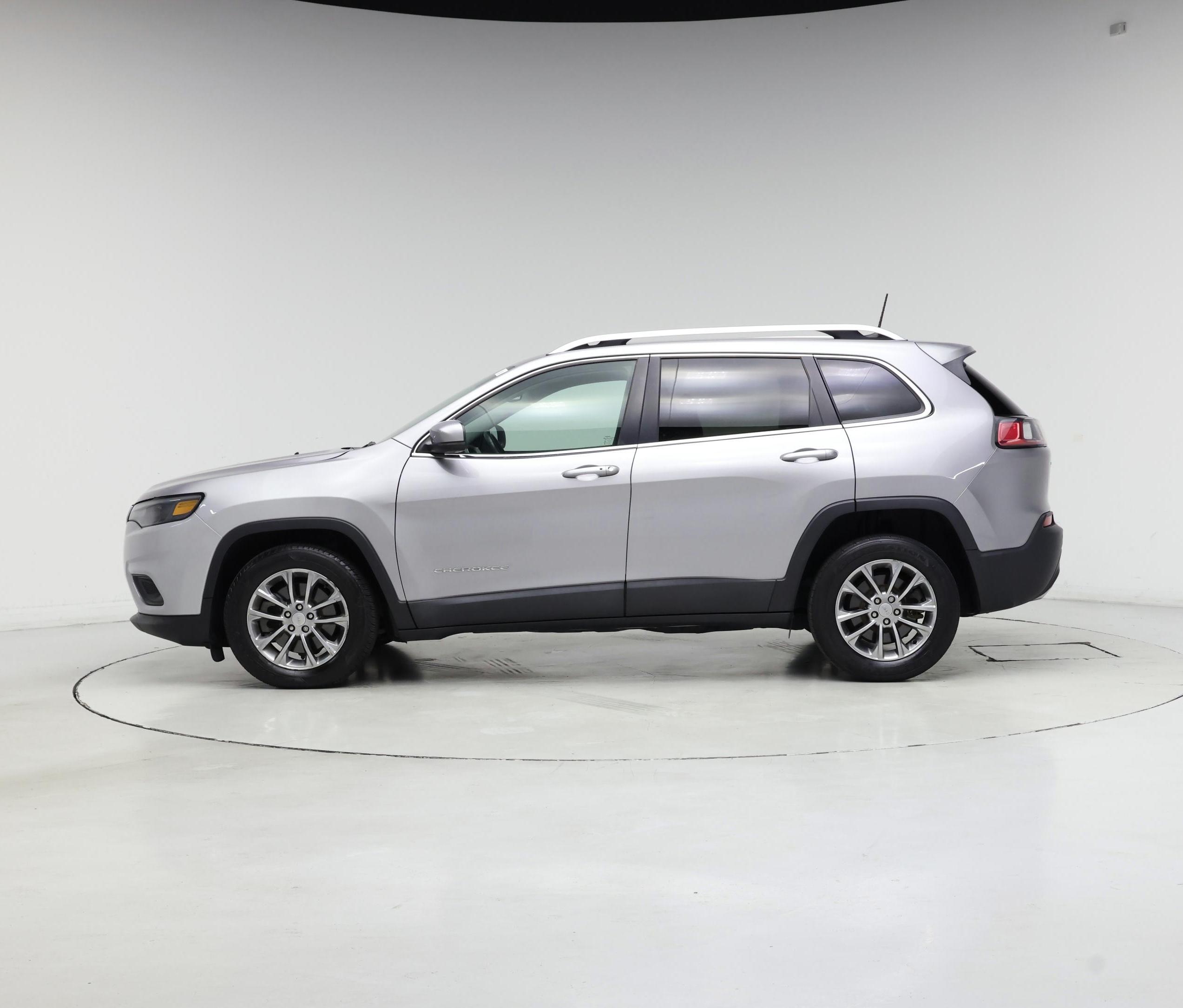 Thumbnail: 2021 Jeep Cherokee - 3