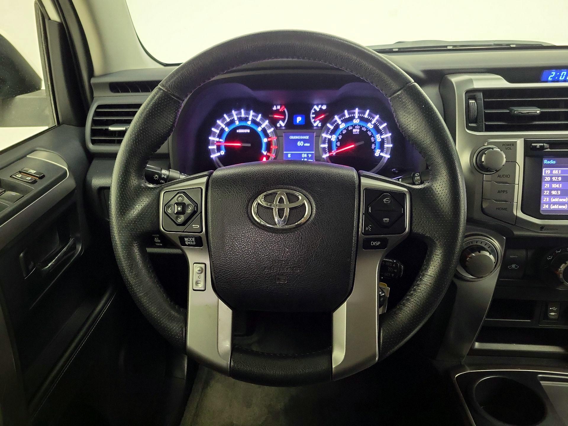 Thumbnail: 2015 Toyota 4Runner - 10