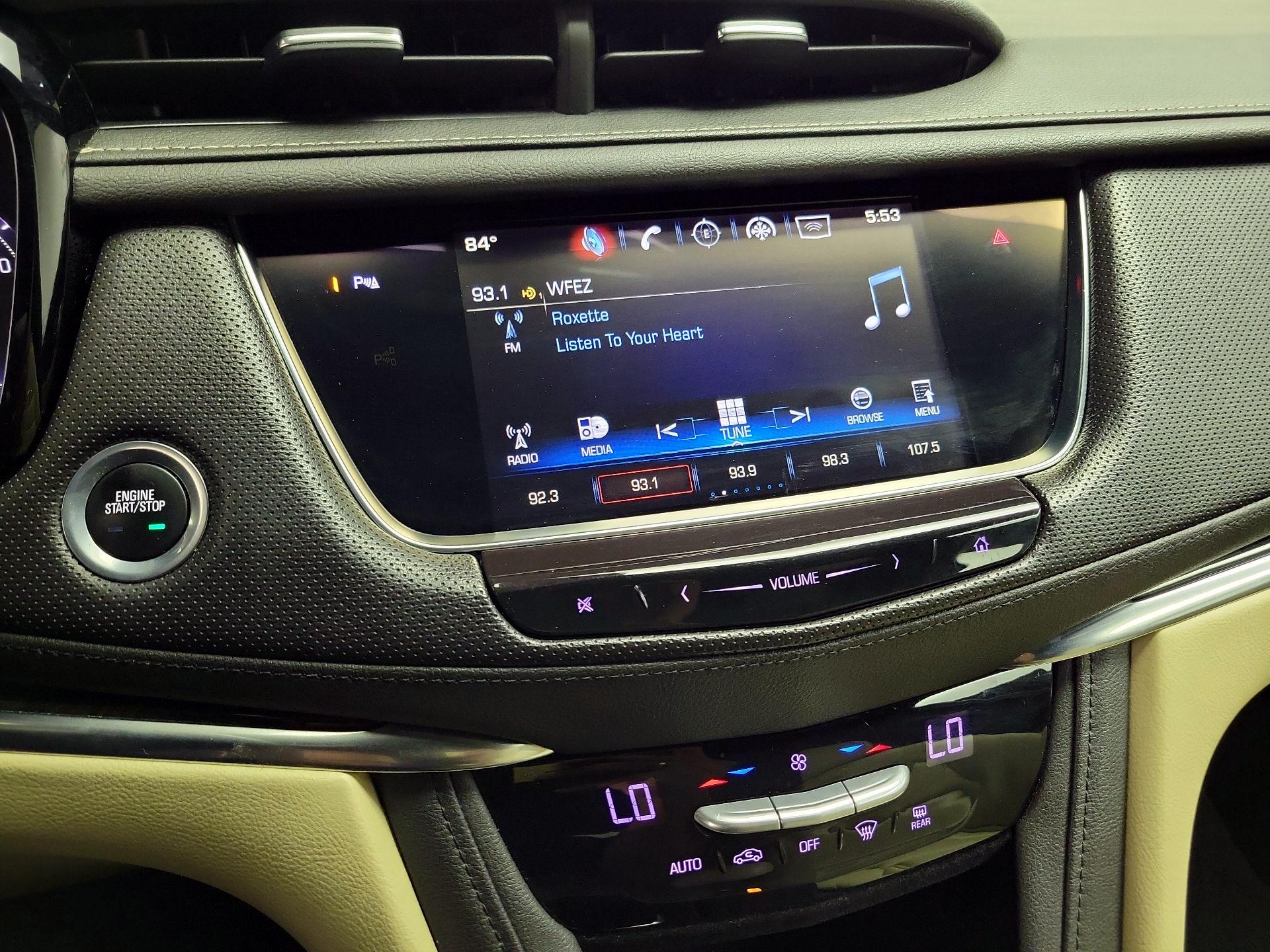 Thumbnail: 2018 Cadillac XT5 - 15