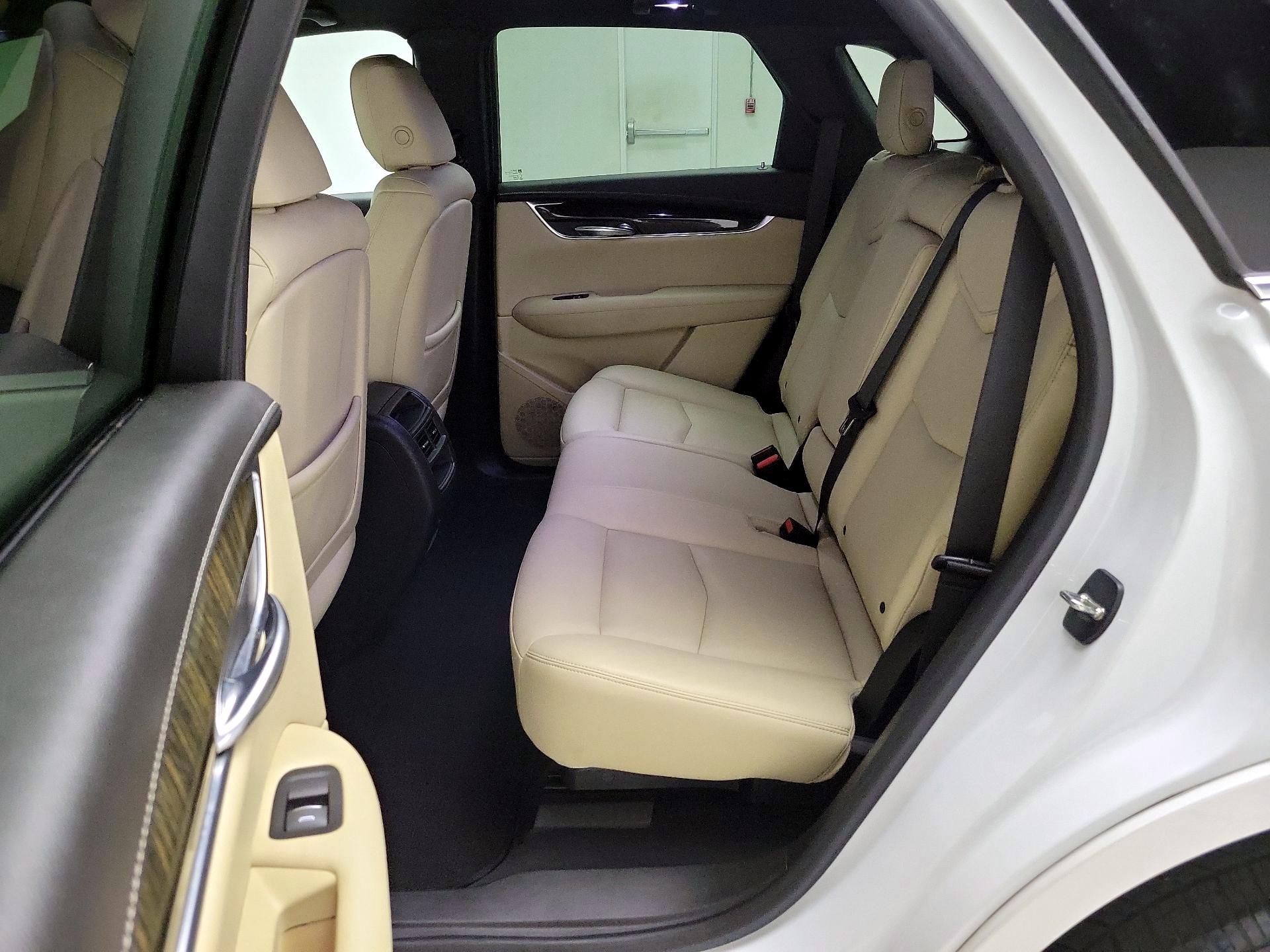 Thumbnail: 2018 Cadillac XT5 - 18