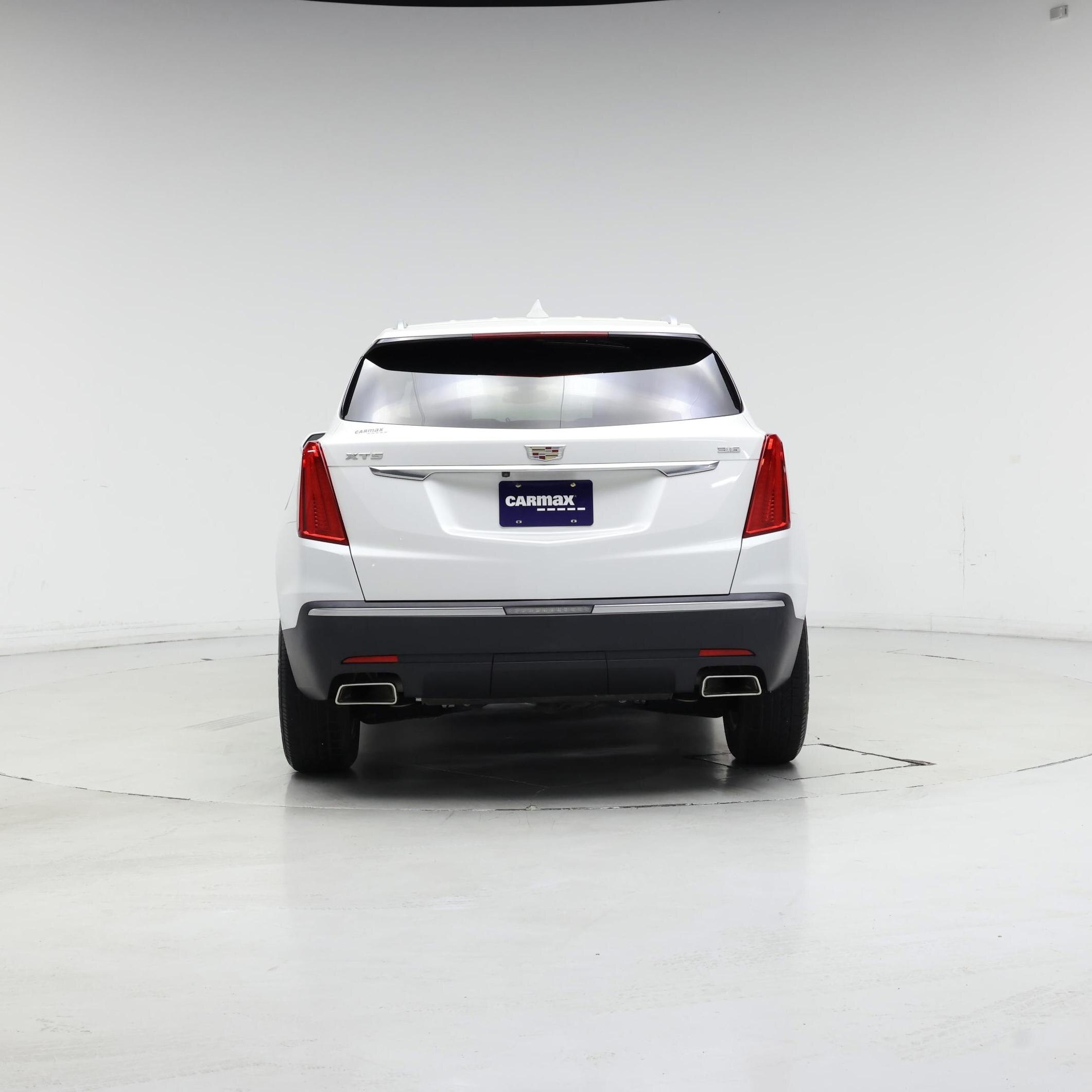 Thumbnail: 2018 Cadillac XT5 - 6