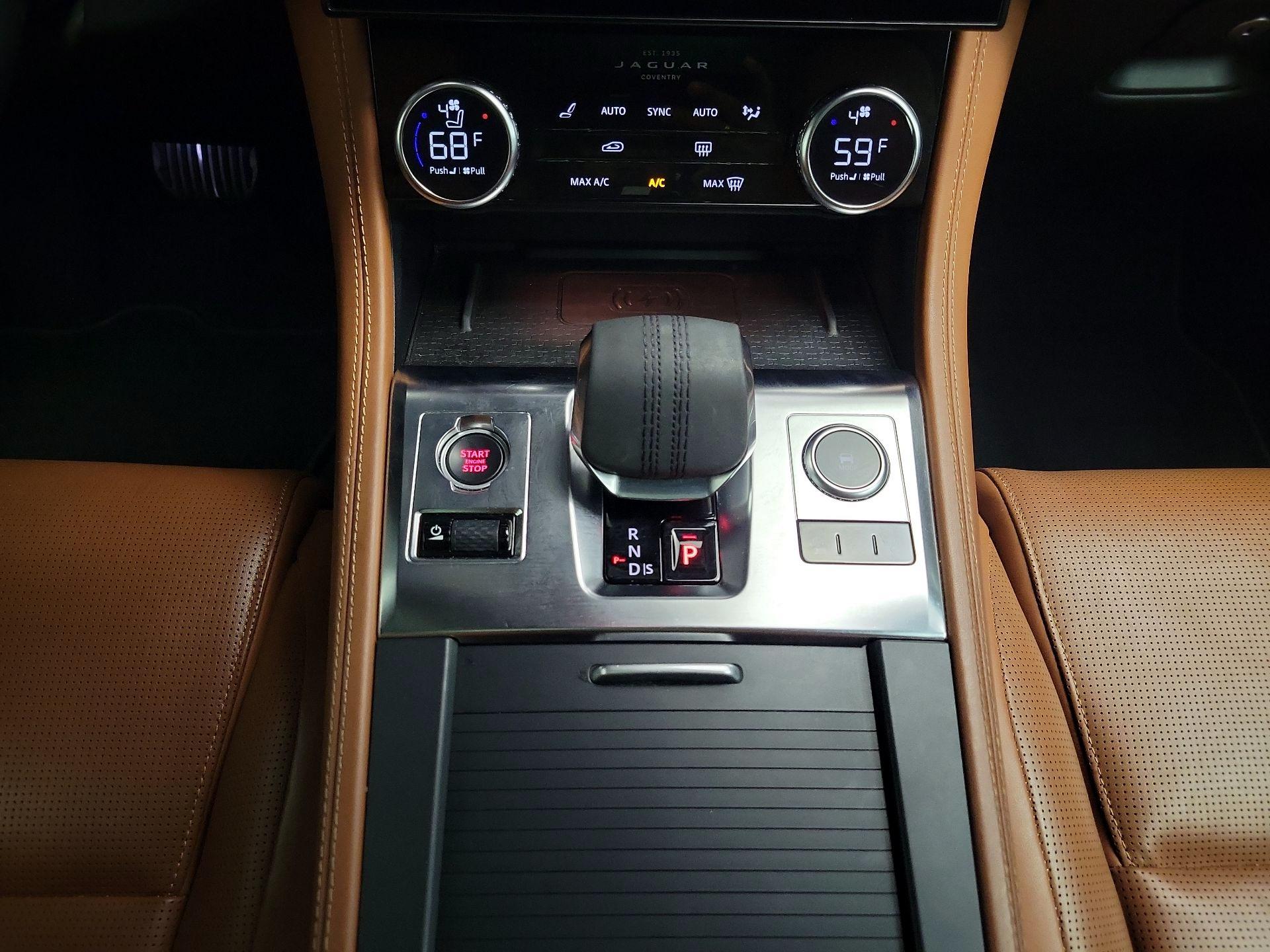Thumbnail: 2021 Jaguar F-Pace - 18
