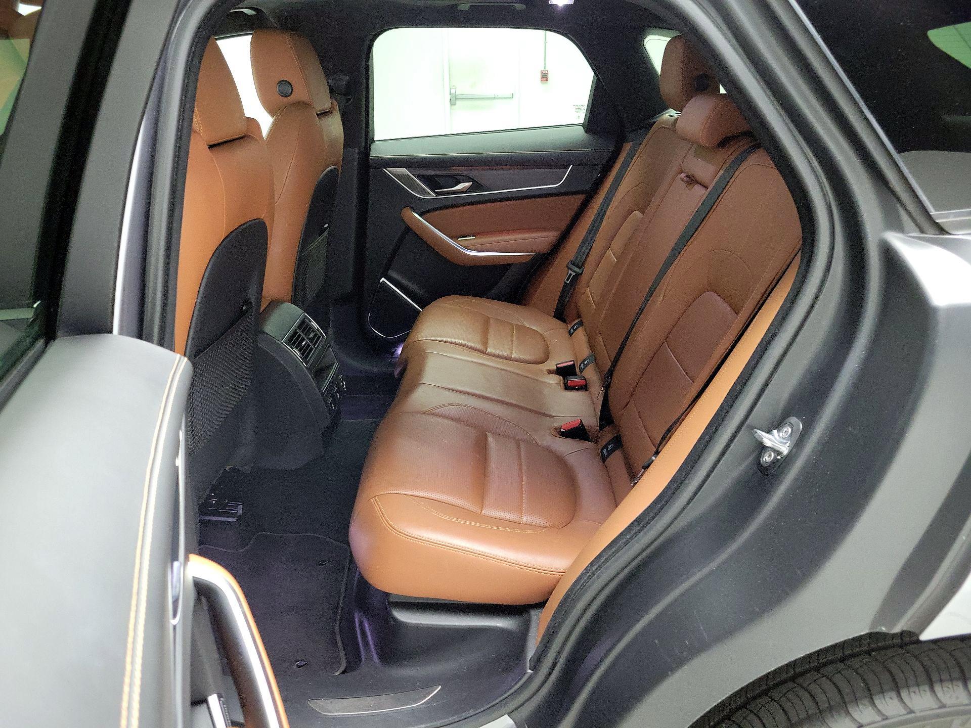 Thumbnail: 2021 Jaguar F-Pace - 20