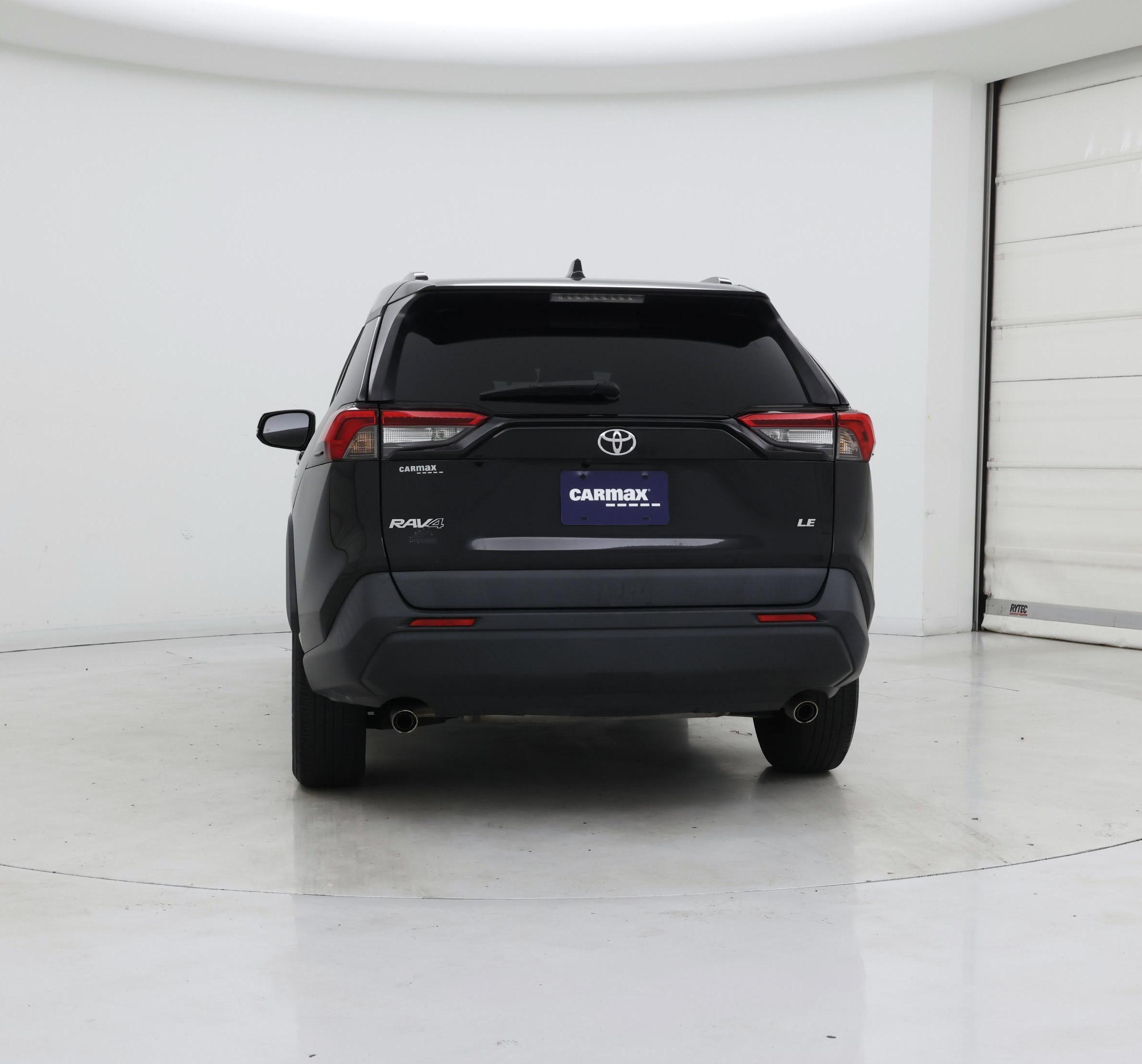 Thumbnail: 2019 Toyota RAV4 - 6
