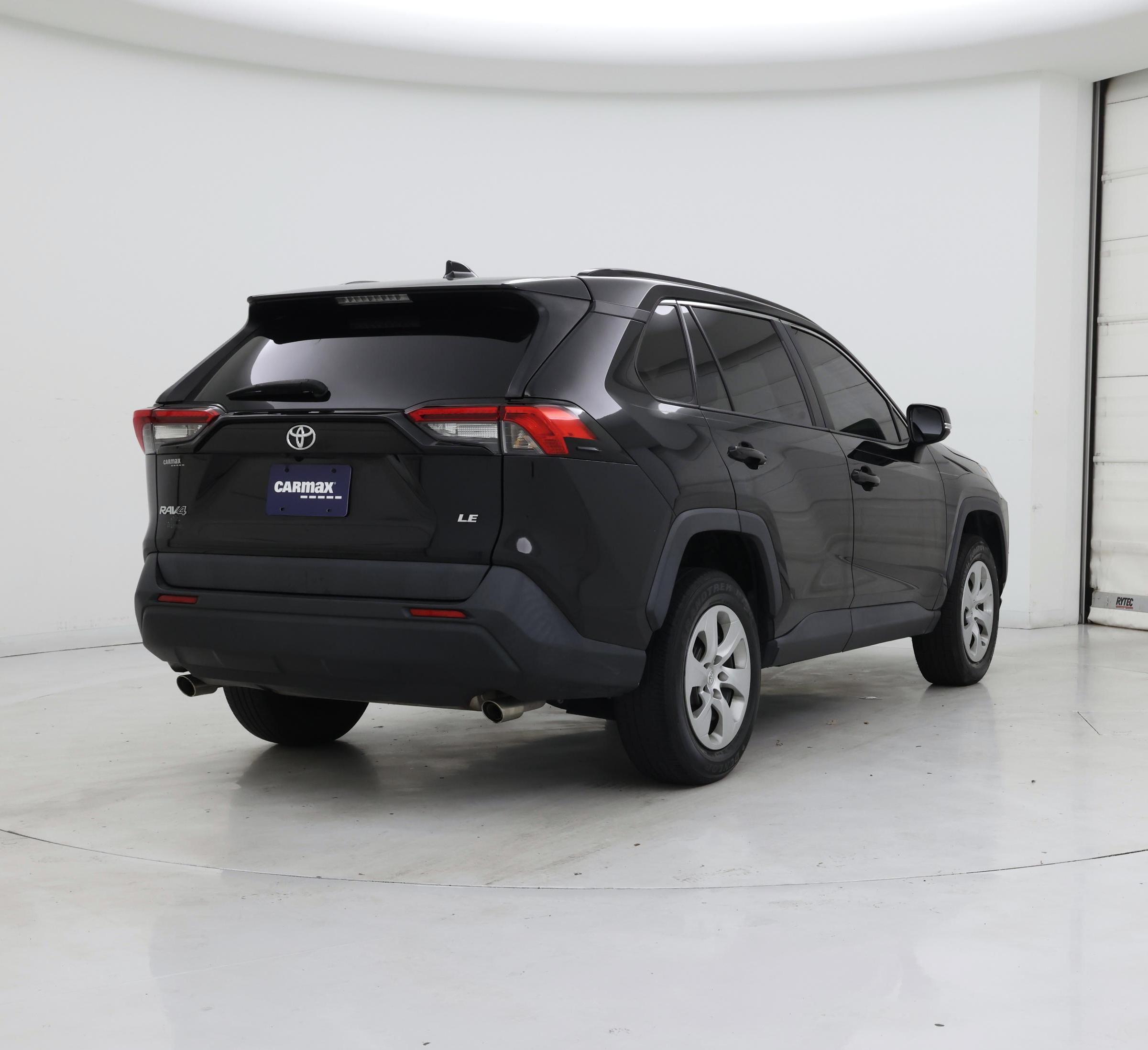 Thumbnail: 2019 Toyota RAV4 - 8