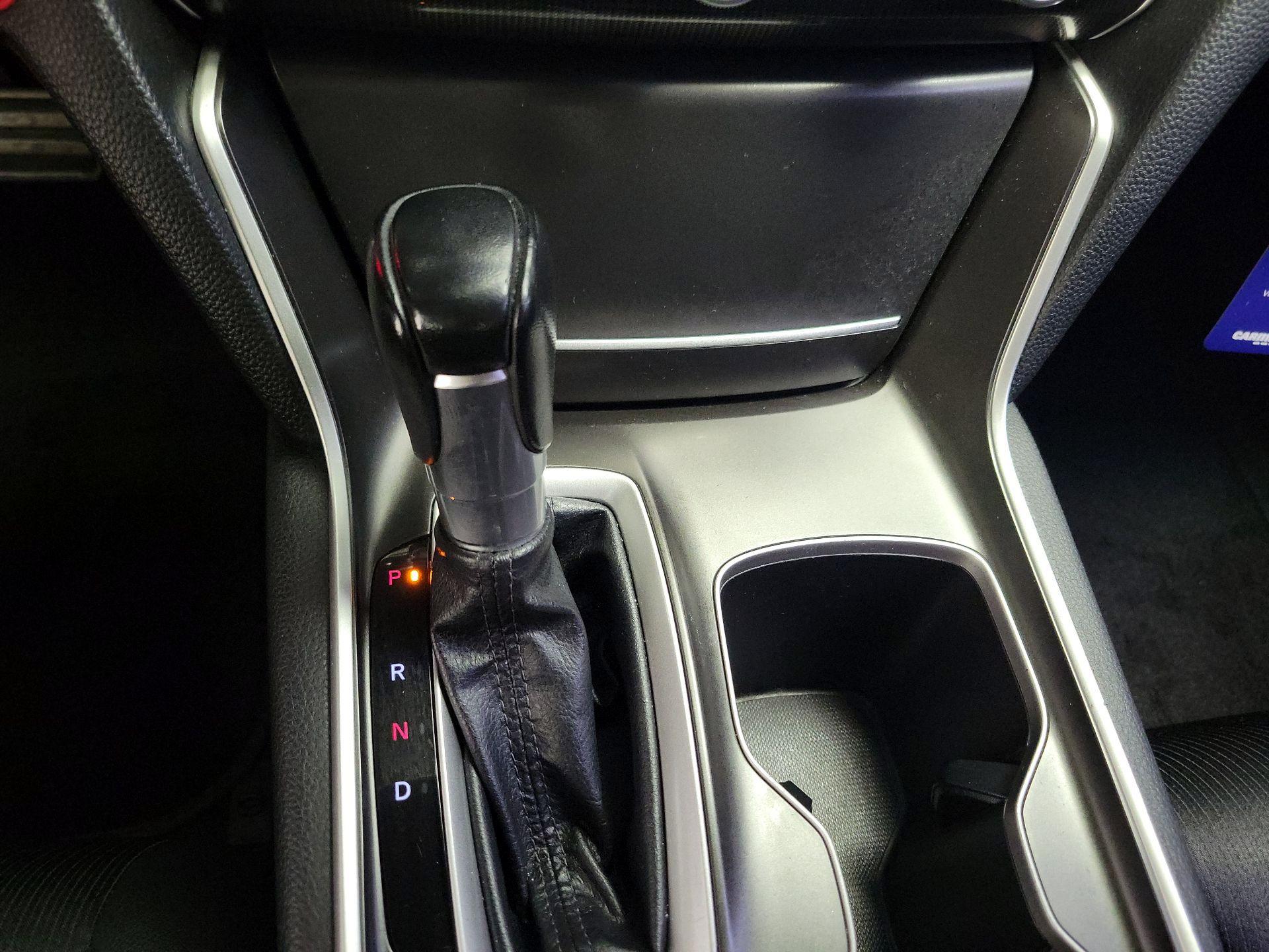 Thumbnail: 2019 Honda Accord - 17