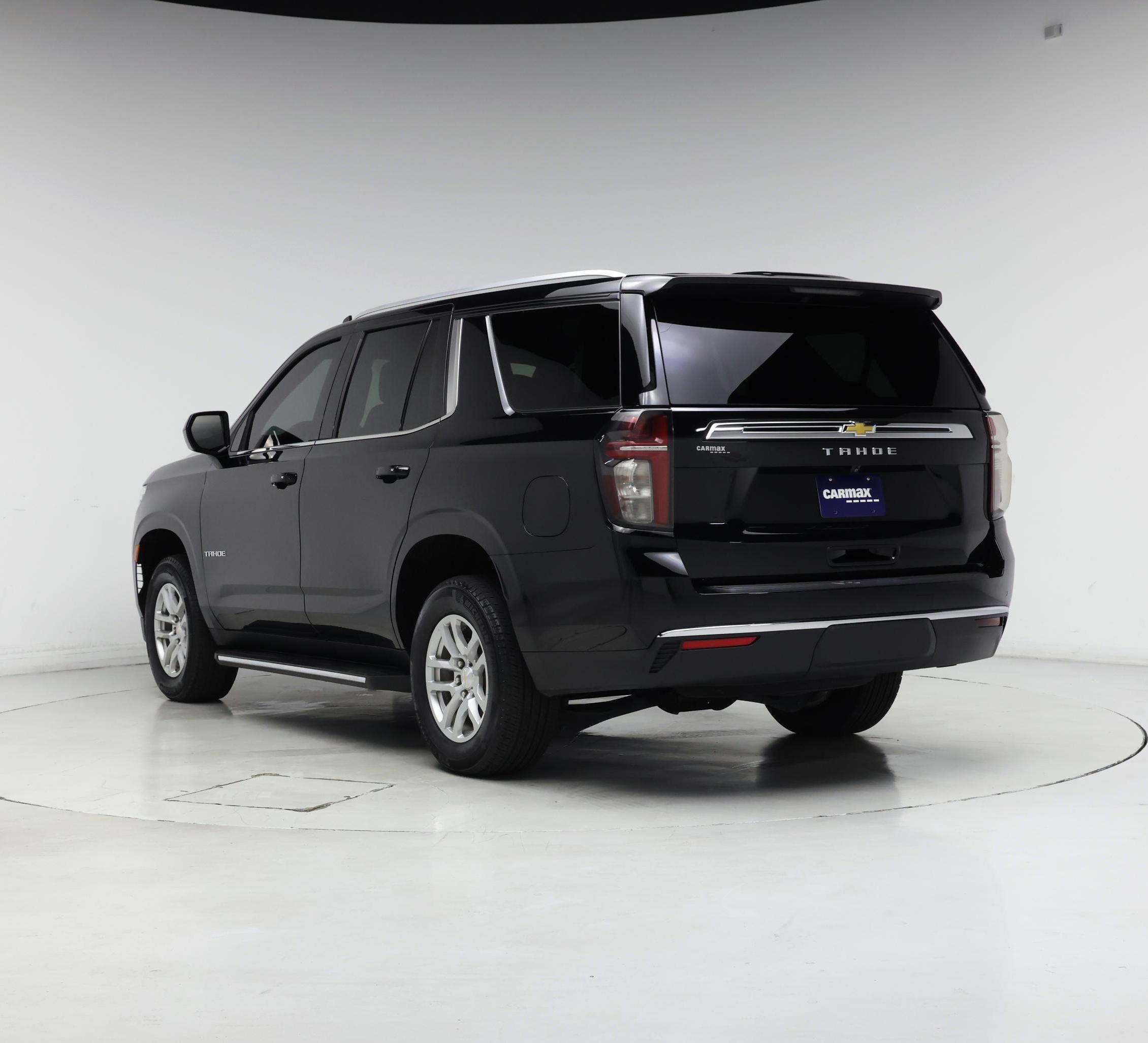 Thumbnail: 2023 Chevrolet Tahoe - 2