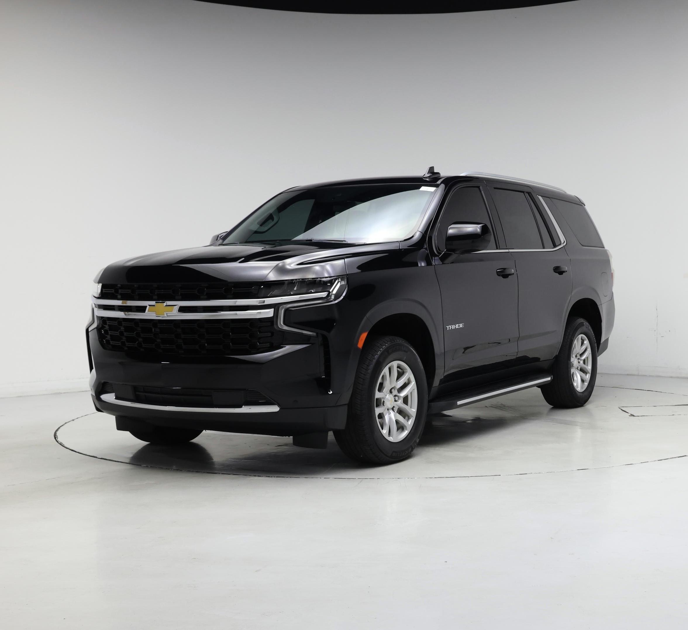 Thumbnail: 2023 Chevrolet Tahoe - 4
