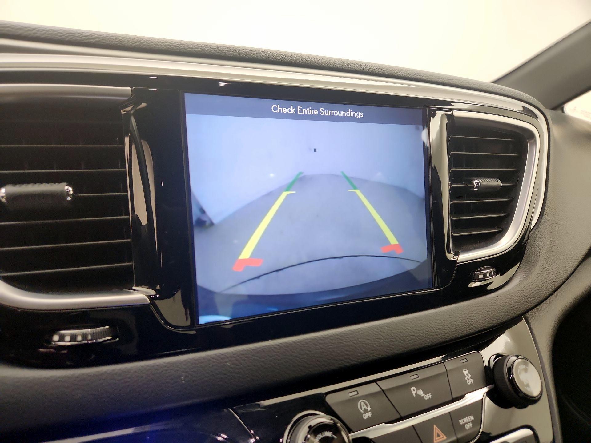 Thumbnail: 2019 Chrysler Pacifica - 15