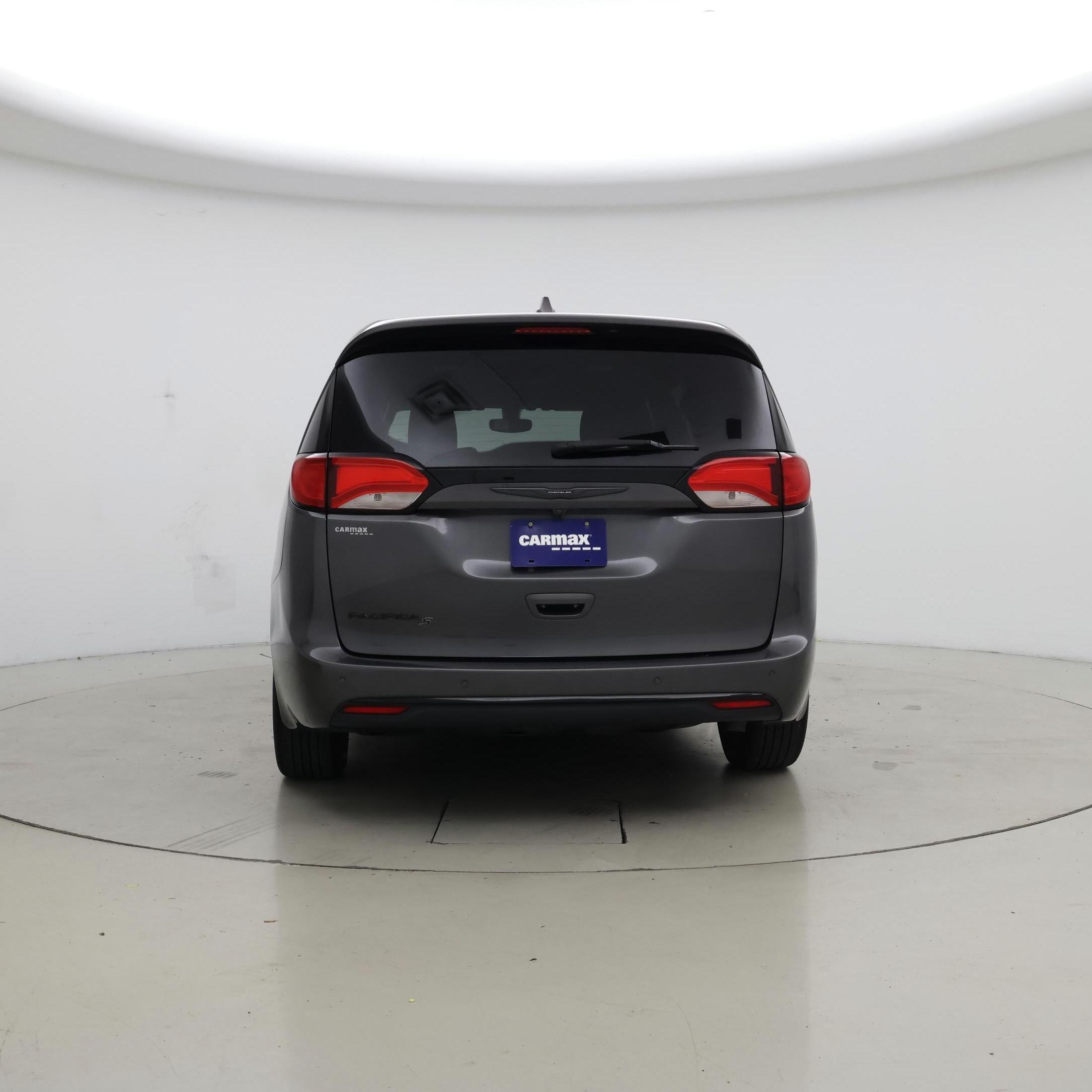 Thumbnail: 2019 Chrysler Pacifica - 6