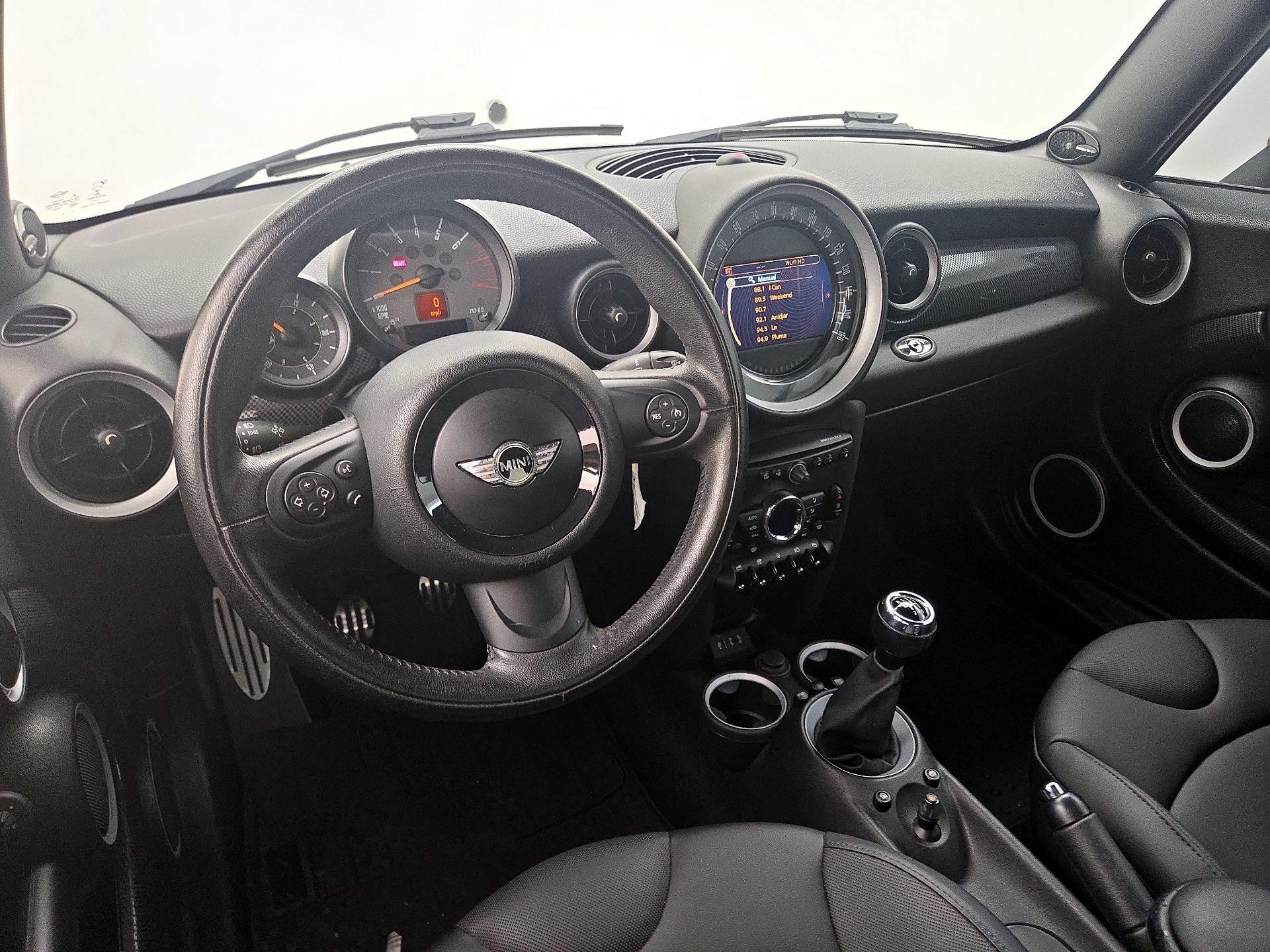 Thumbnail: 2015 MINI Cooper - 9