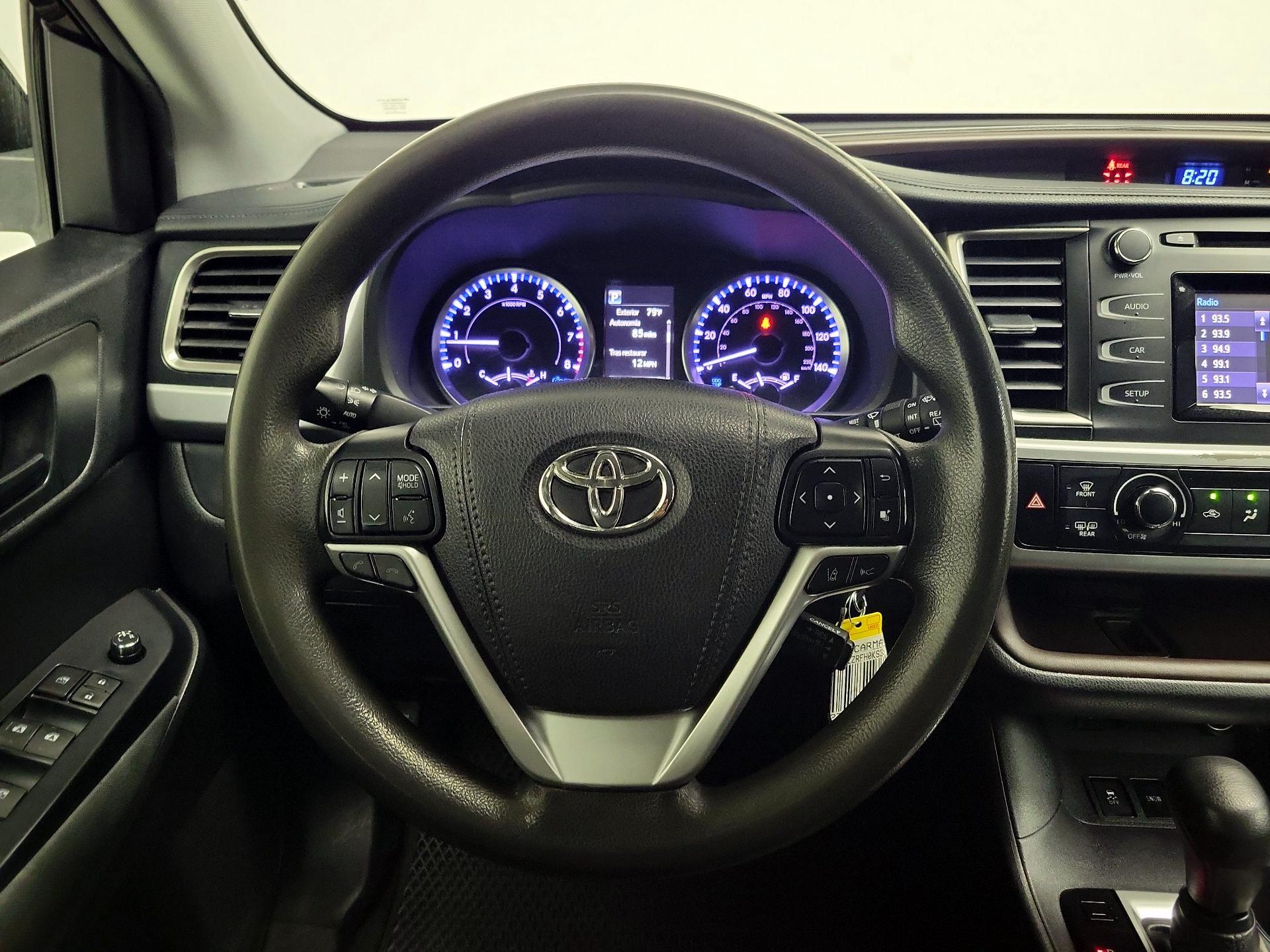 Thumbnail: 2019 Toyota Highlander - 10