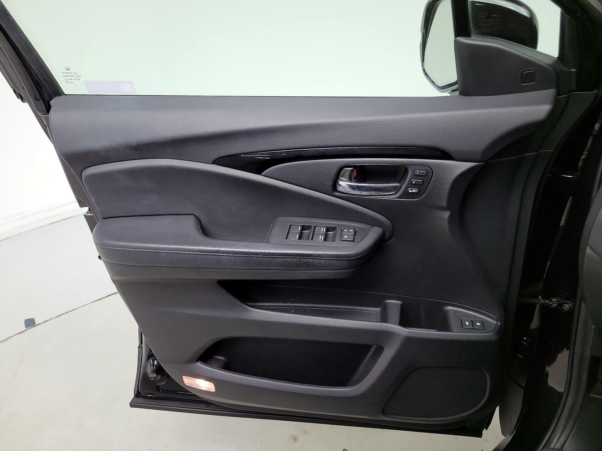 Thumbnail: 2021 Honda Passport - 12