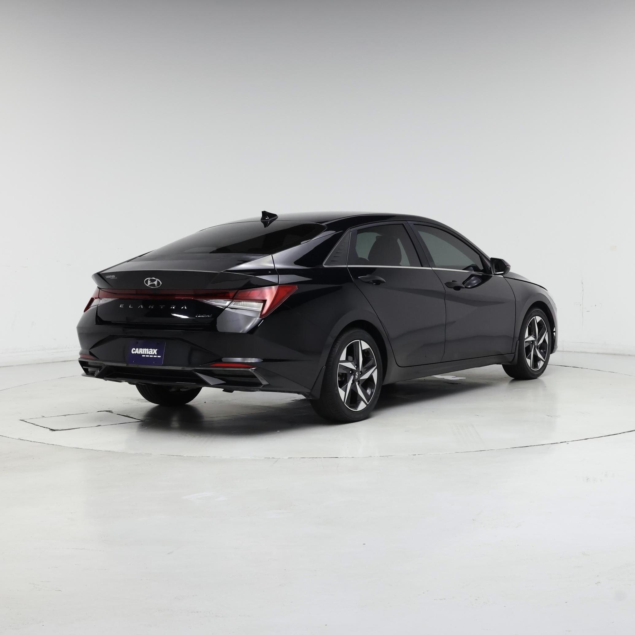 Thumbnail: 2022 Hyundai Elantra - 8