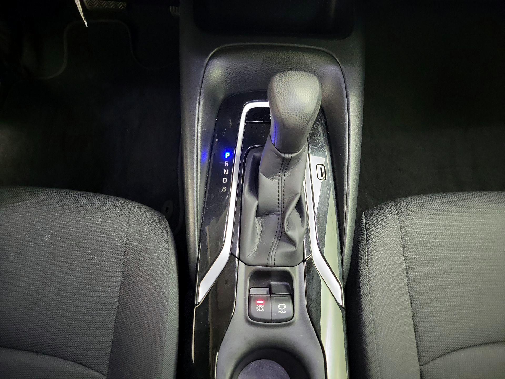 Thumbnail: 2021 Toyota Corolla - 17