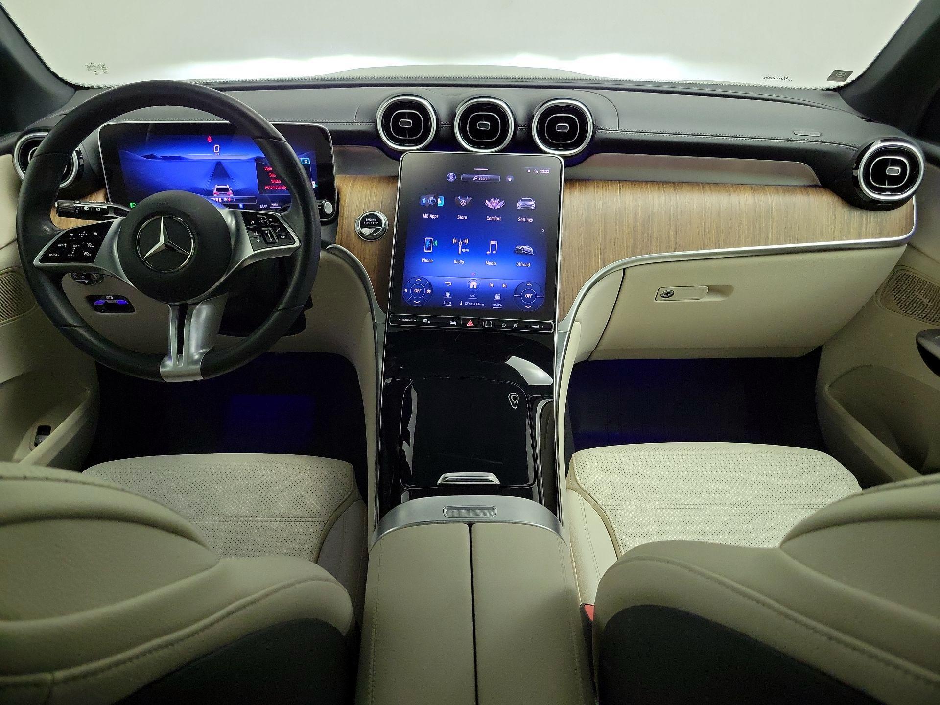 Thumbnail: 2024 Mercedes-Benz GLC - 9