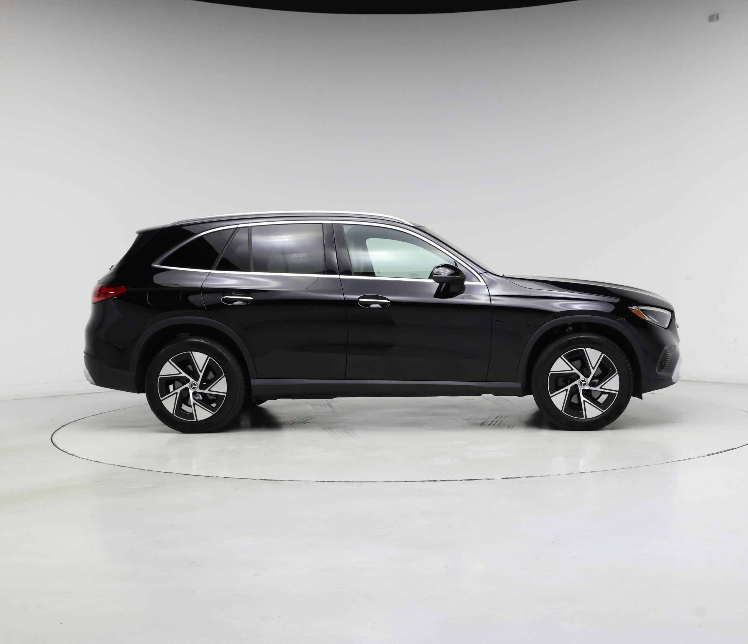 Thumbnail: 2024 Mercedes-Benz GLC - 7