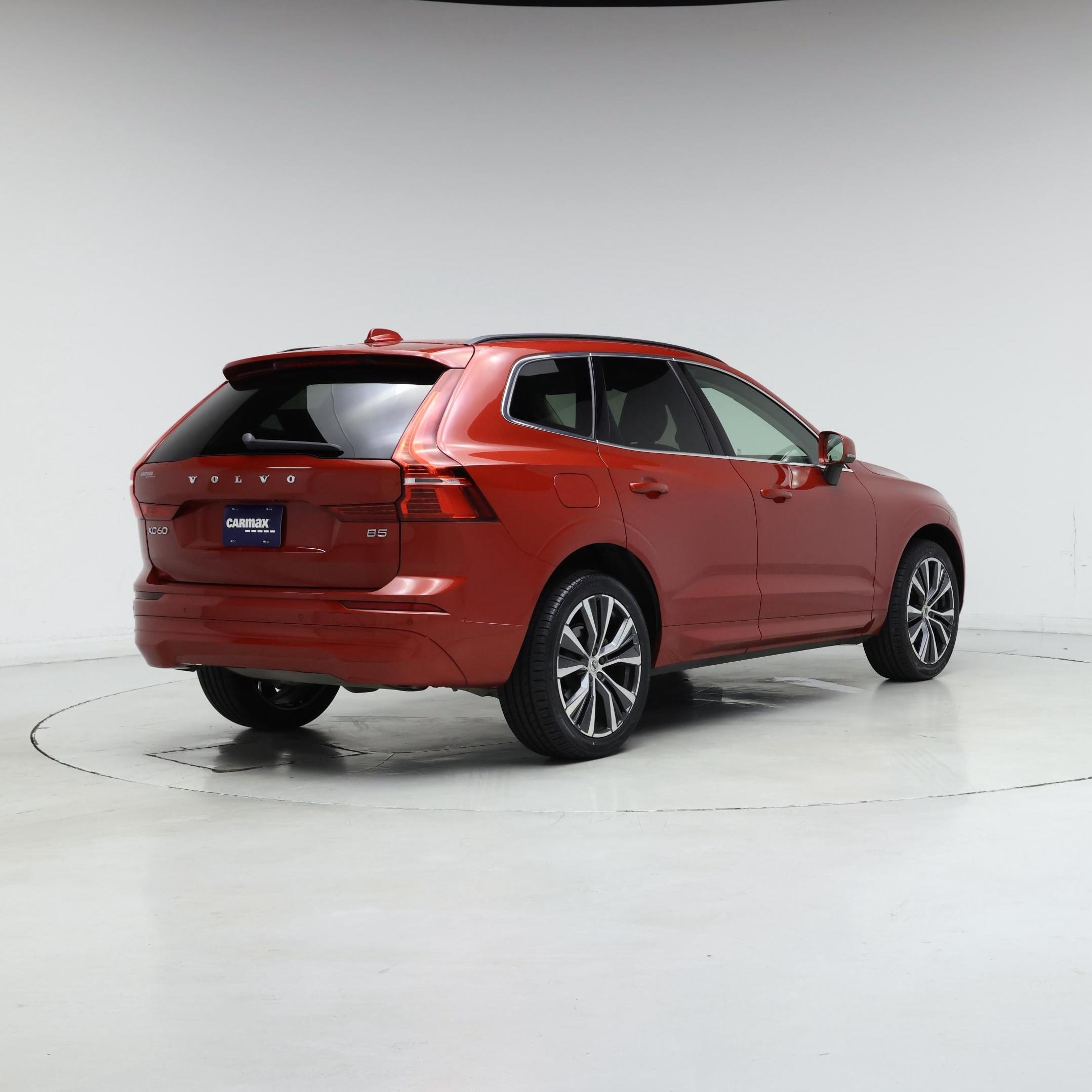 Thumbnail: 2022 Volvo XC60 - 8