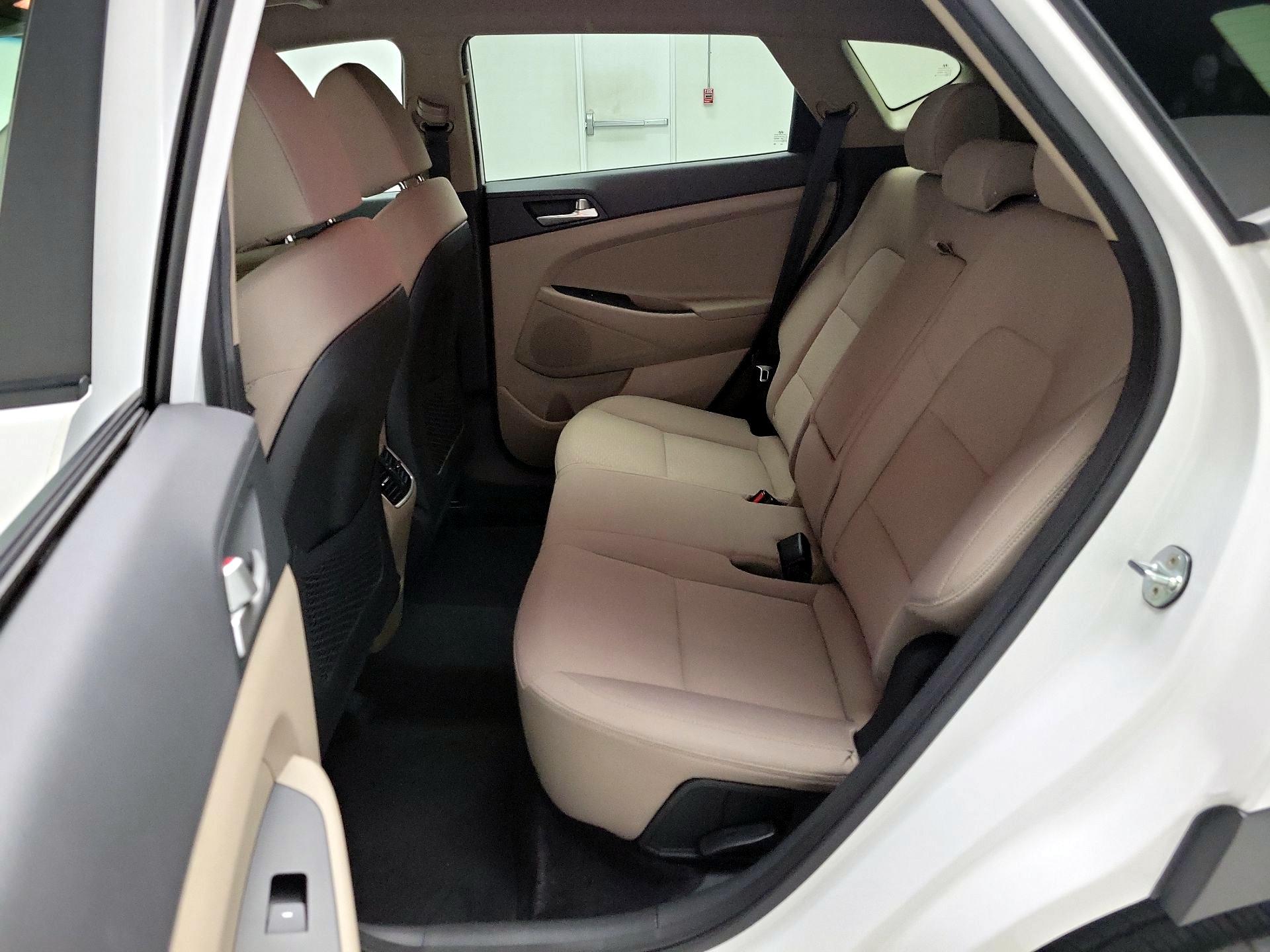 Thumbnail: 2019 Hyundai Tucson - 19