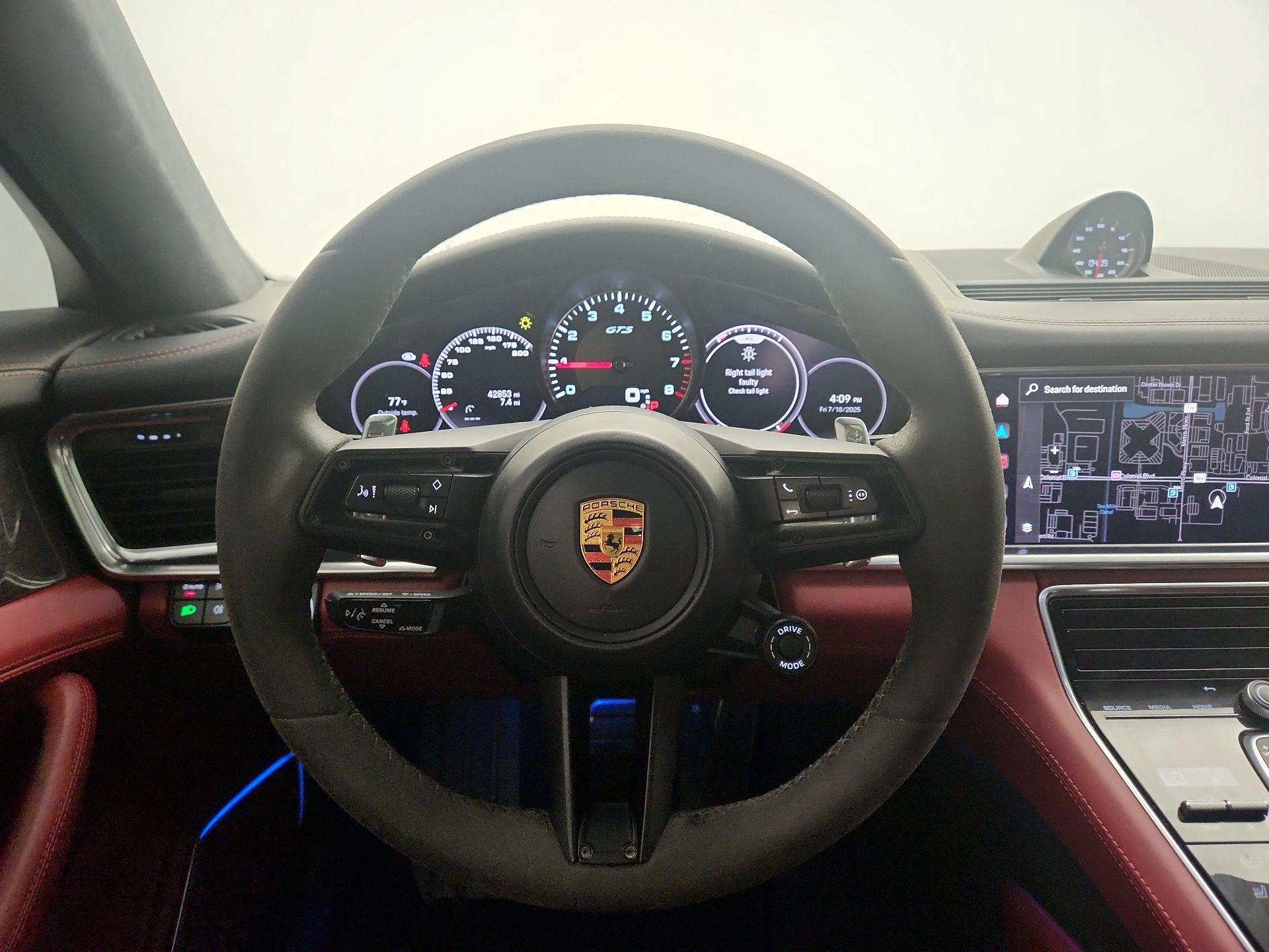 Thumbnail: 2022 Porsche Panamera - 10