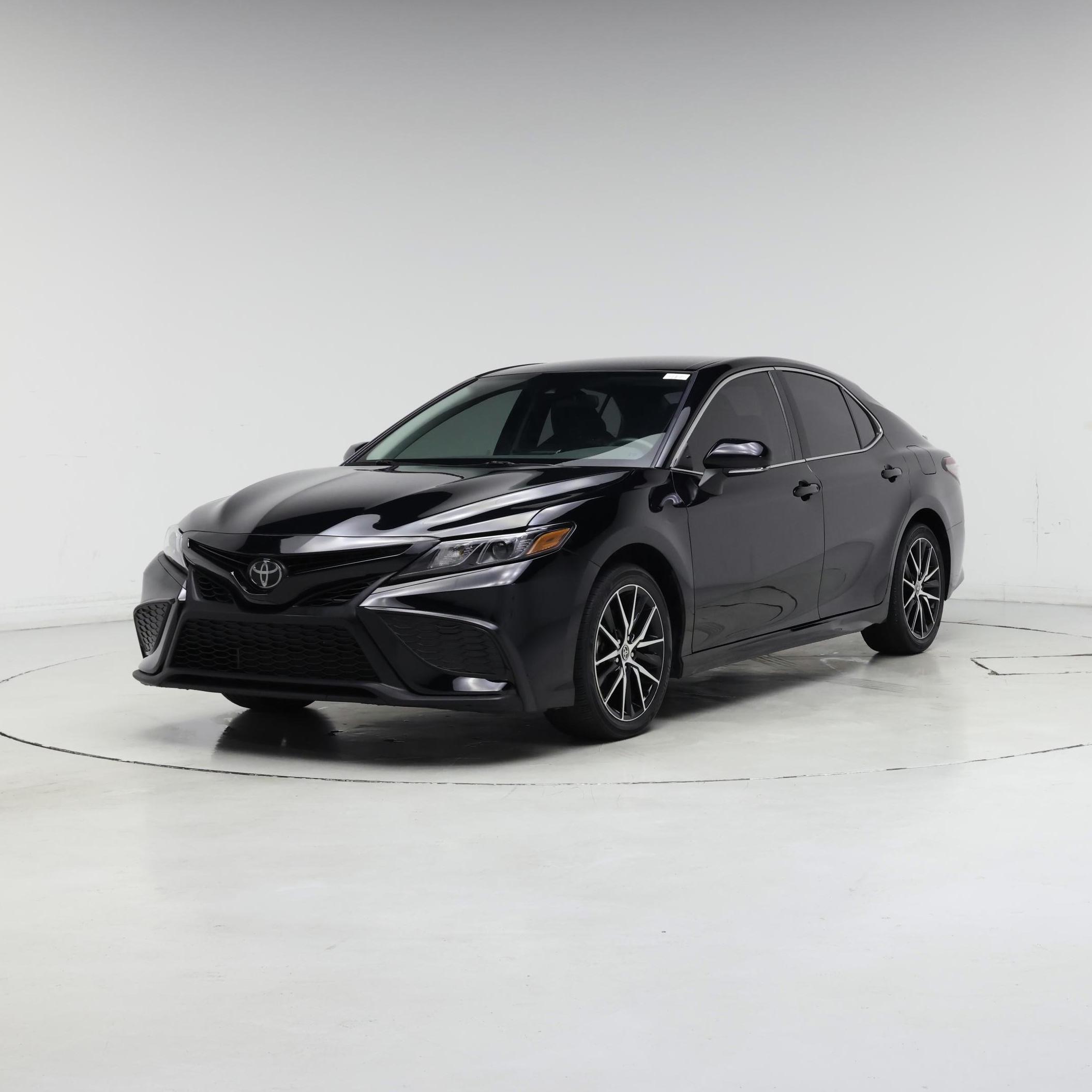 Thumbnail: 2023 Toyota Camry - 4