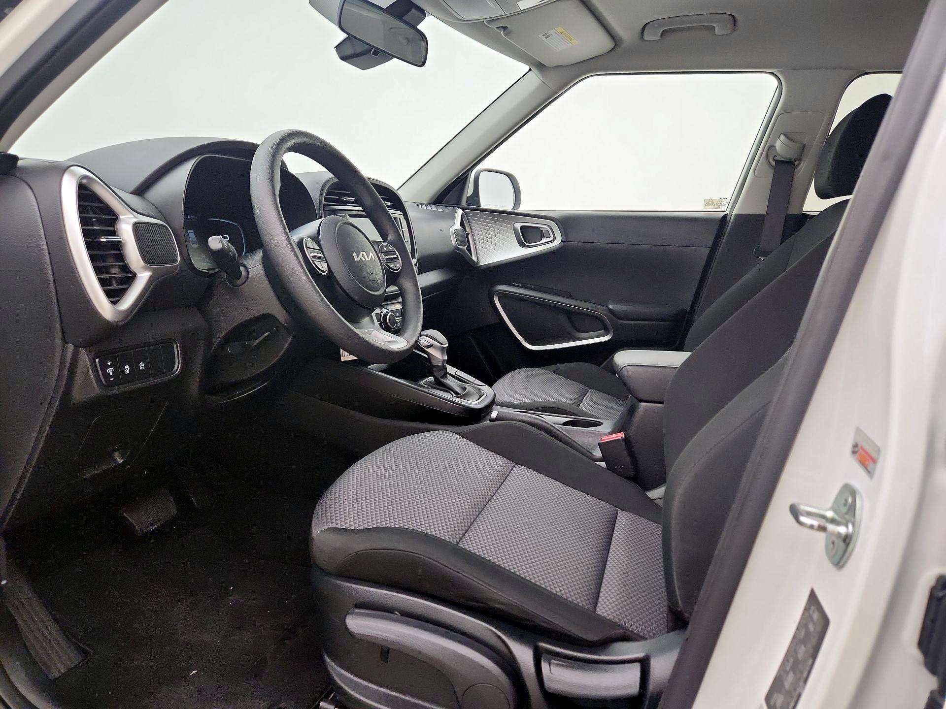 Thumbnail: 2023 Kia Soul - 11
