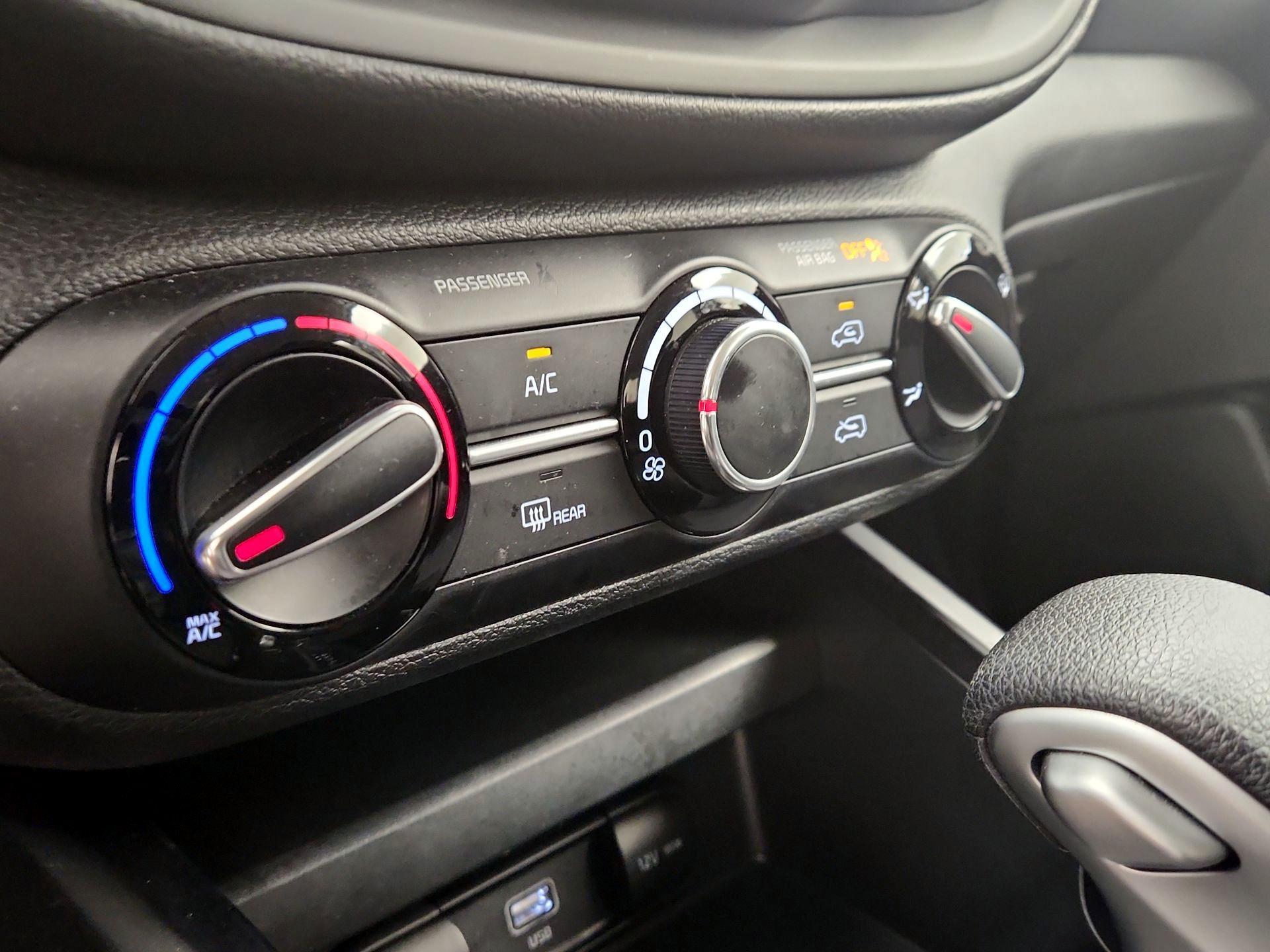 Thumbnail: 2023 Kia Soul - 16