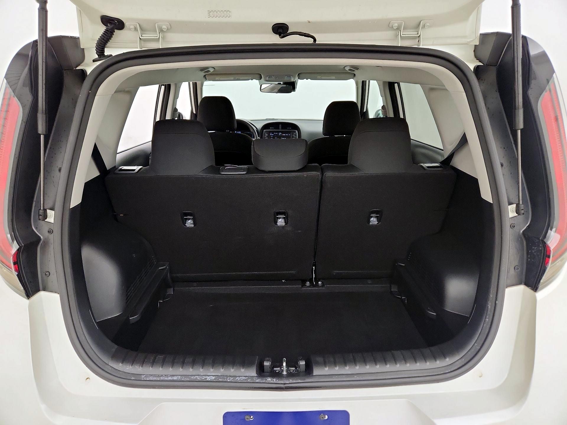 Thumbnail: 2023 Kia Soul - 20