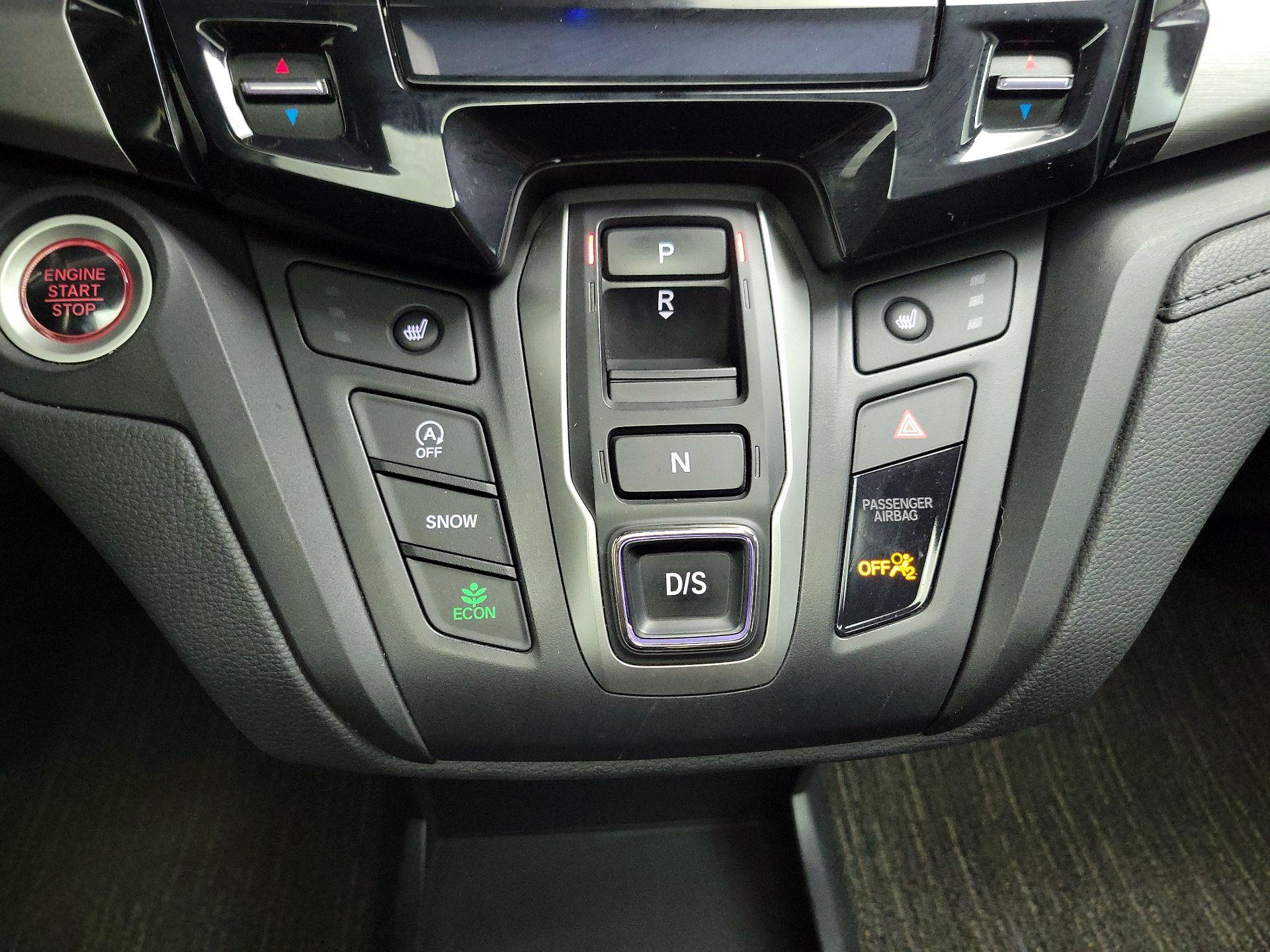 Thumbnail: 2021 Honda Odyssey - 17