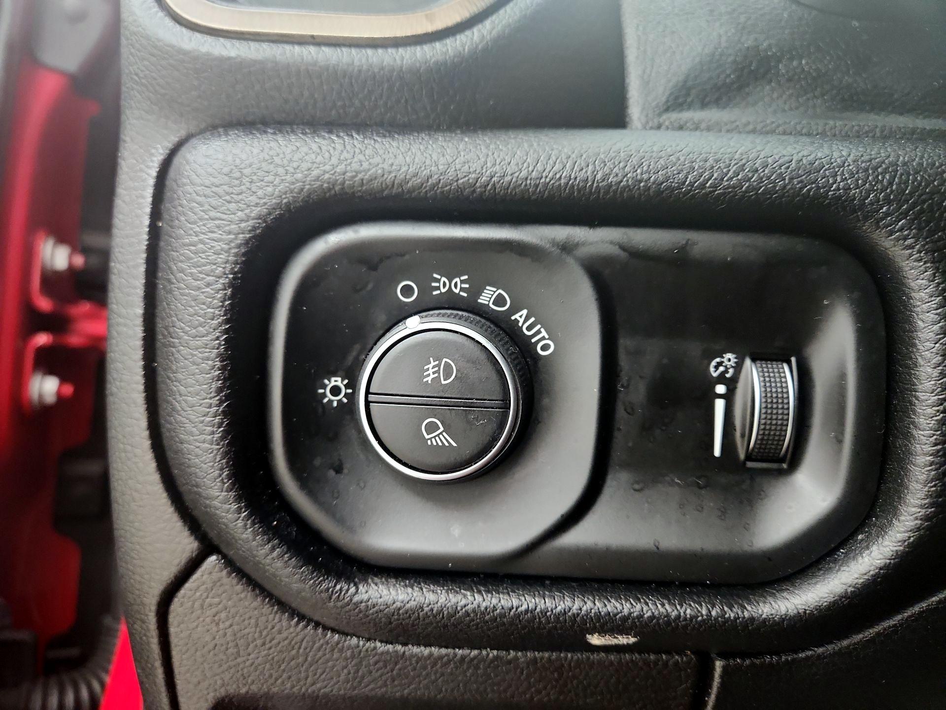 Thumbnail: 2021 RAM 1500 - 13
