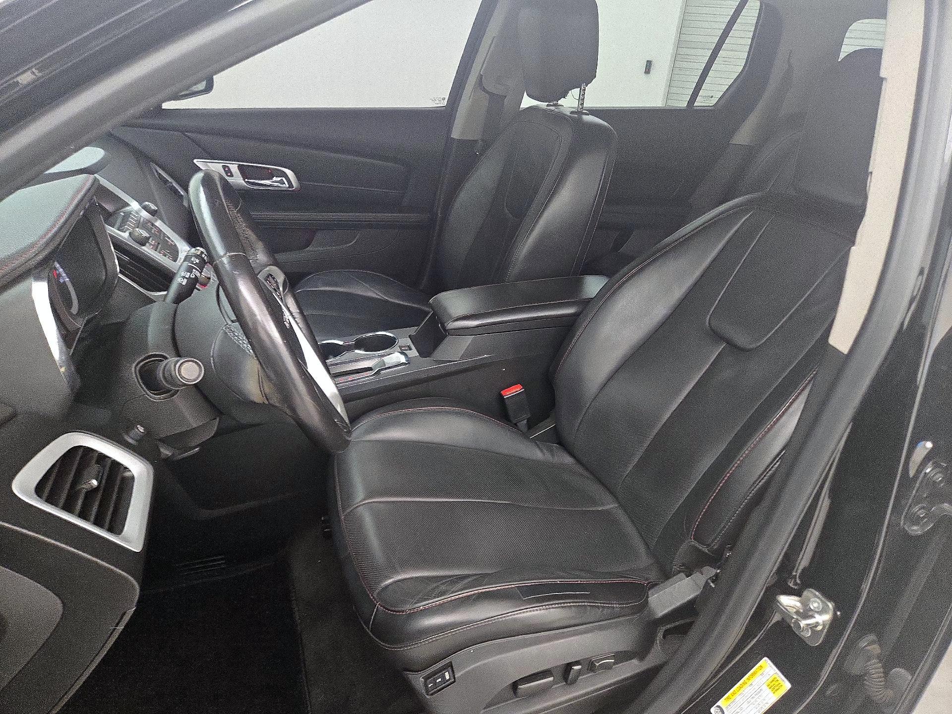 Thumbnail: 2015 GMC Terrain - 11