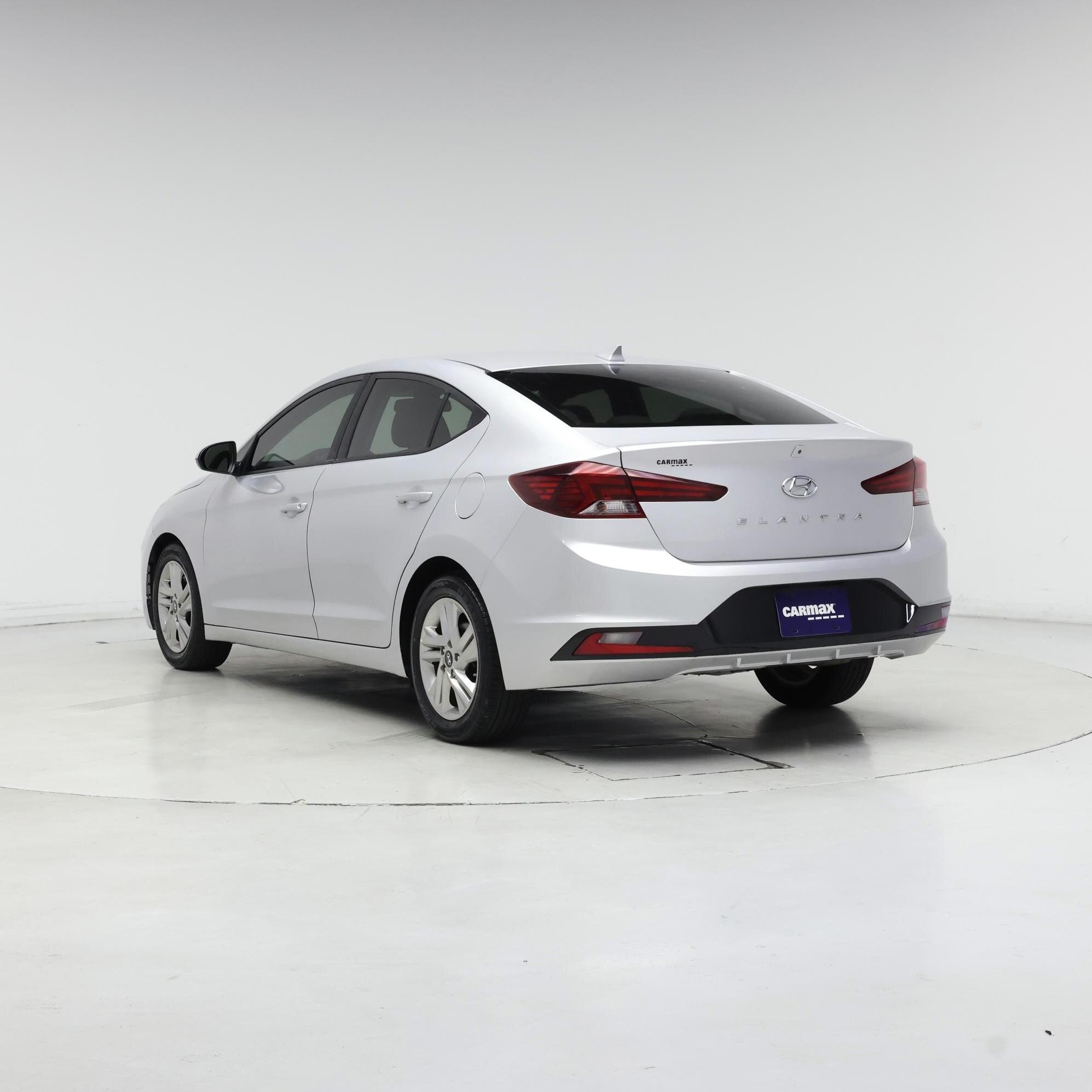 Thumbnail: 2019 Hyundai Elantra - 2