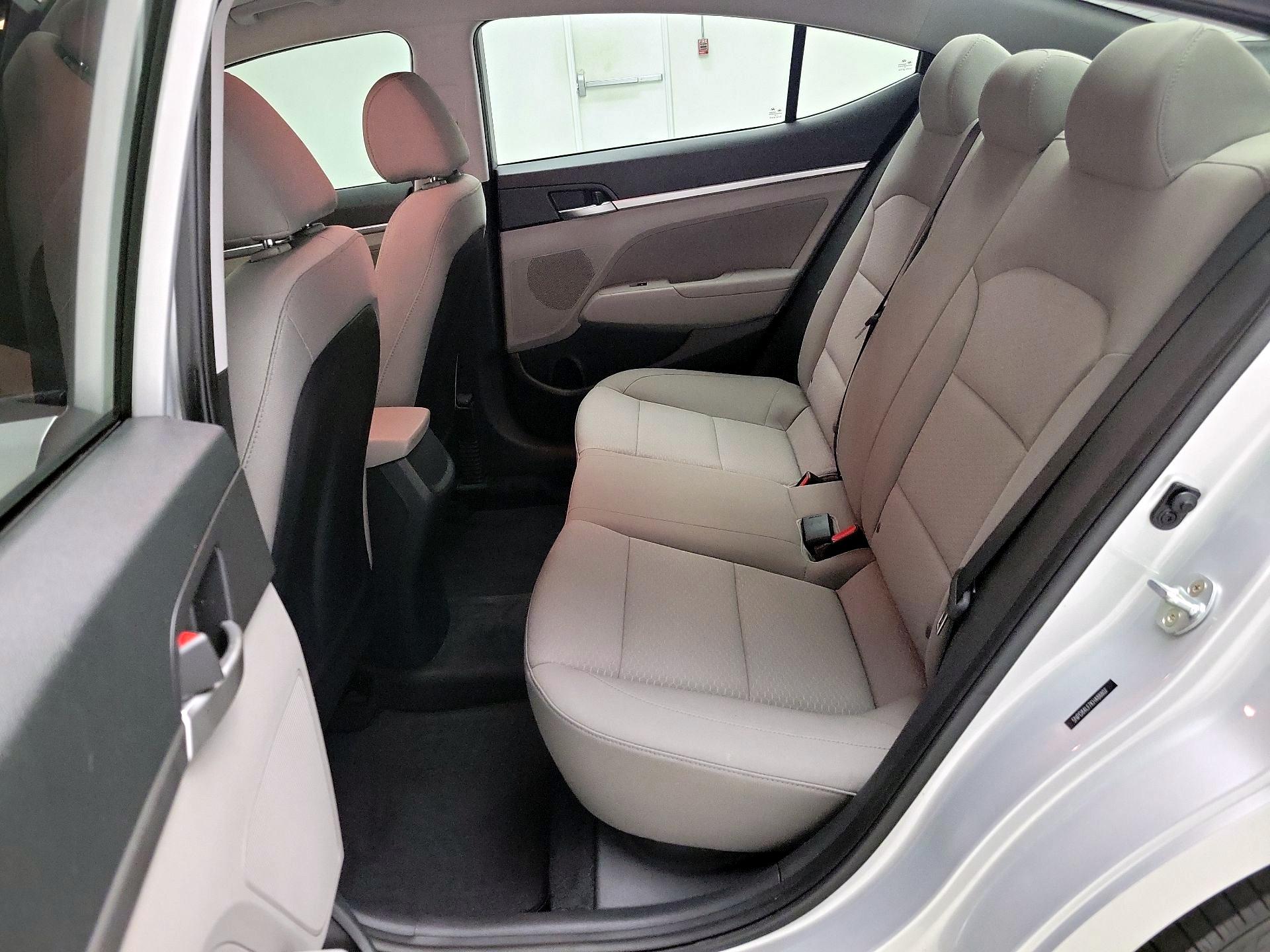 Thumbnail: 2019 Hyundai Elantra - 19