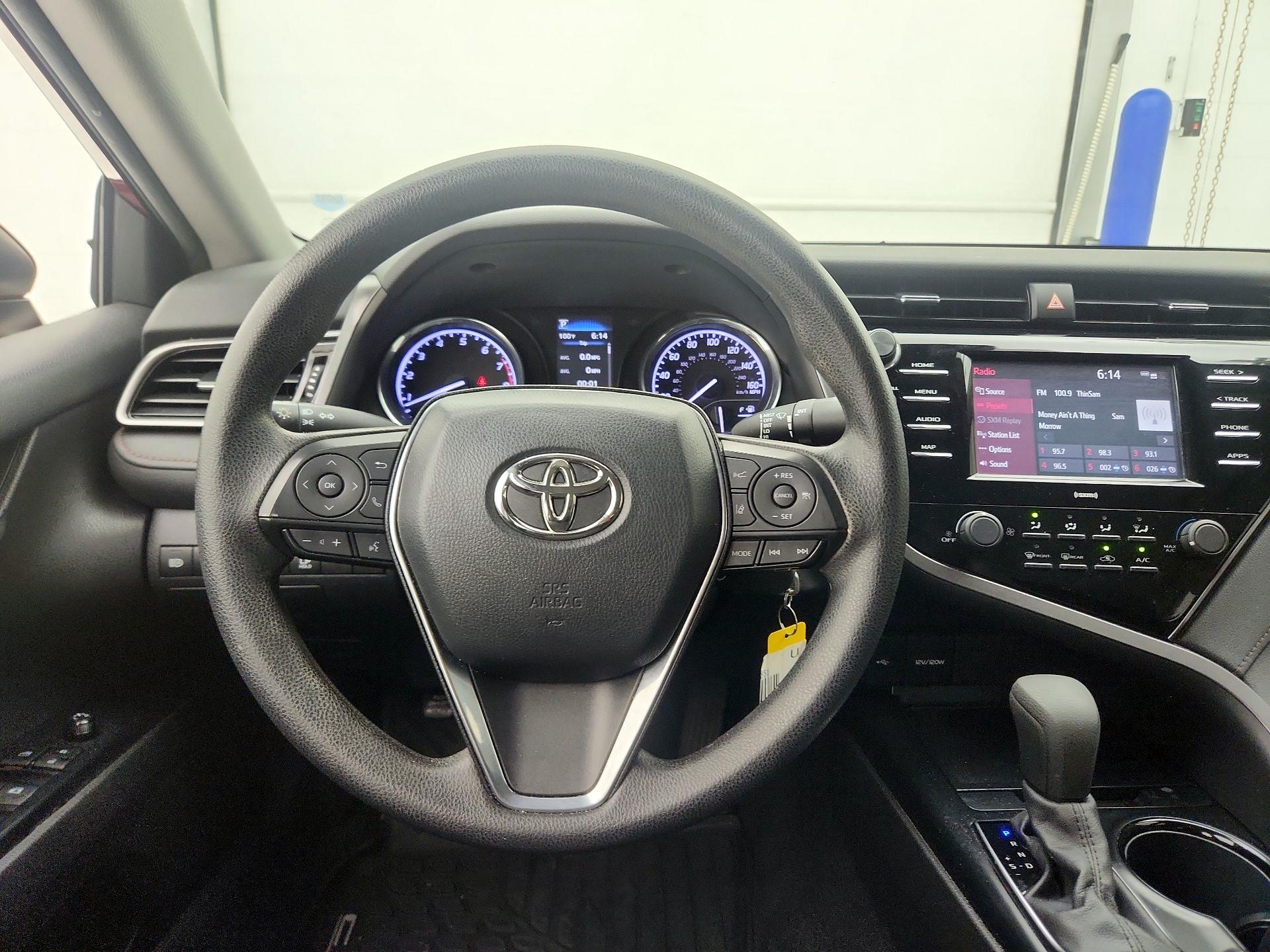 Thumbnail: 2020 Toyota Camry - 10