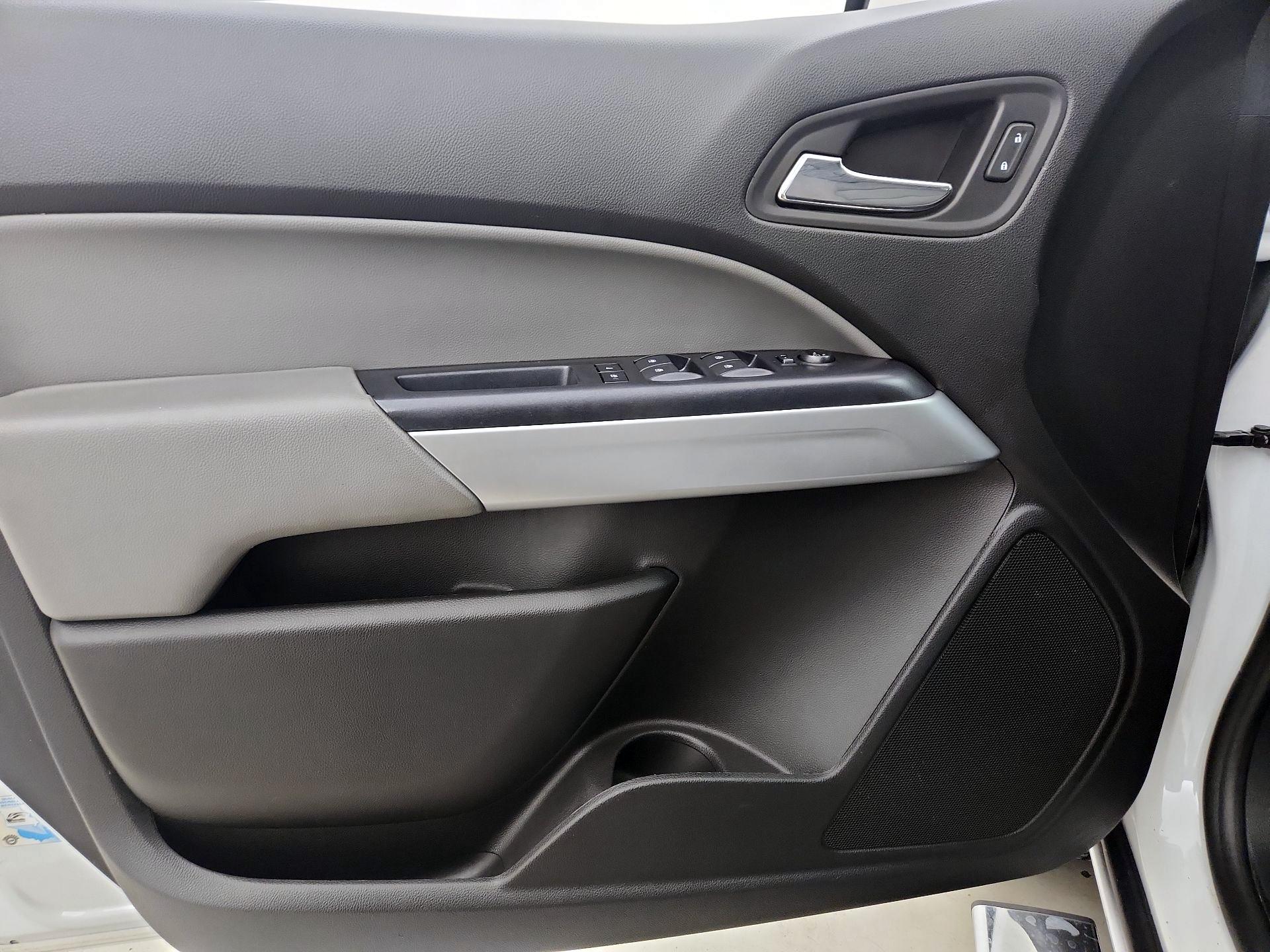 Thumbnail: 2020 Chevrolet Colorado - 12