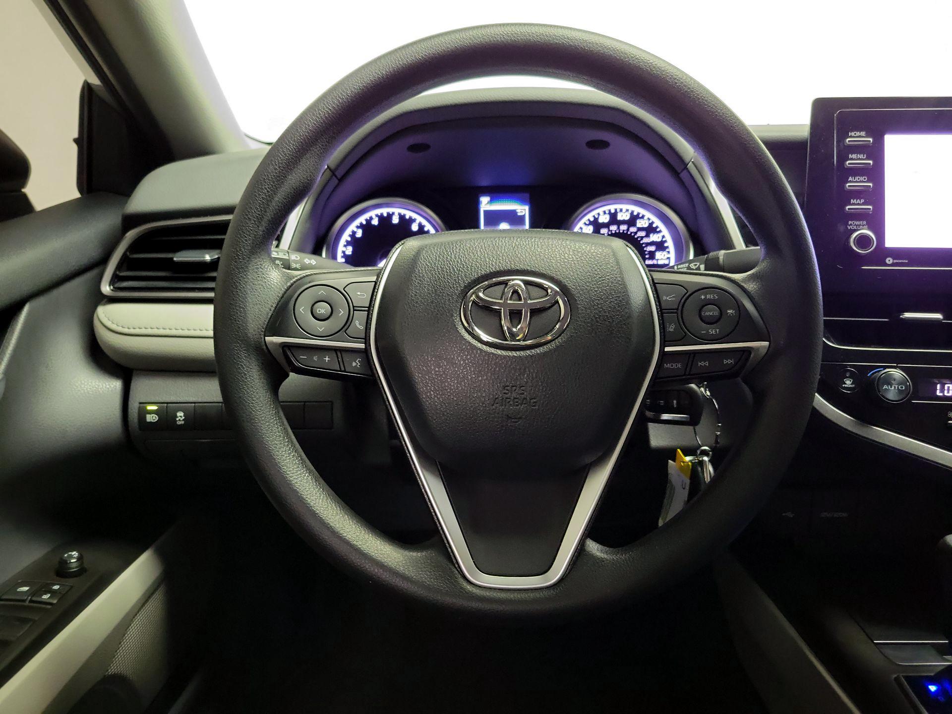 Thumbnail: 2023 Toyota Camry - 10