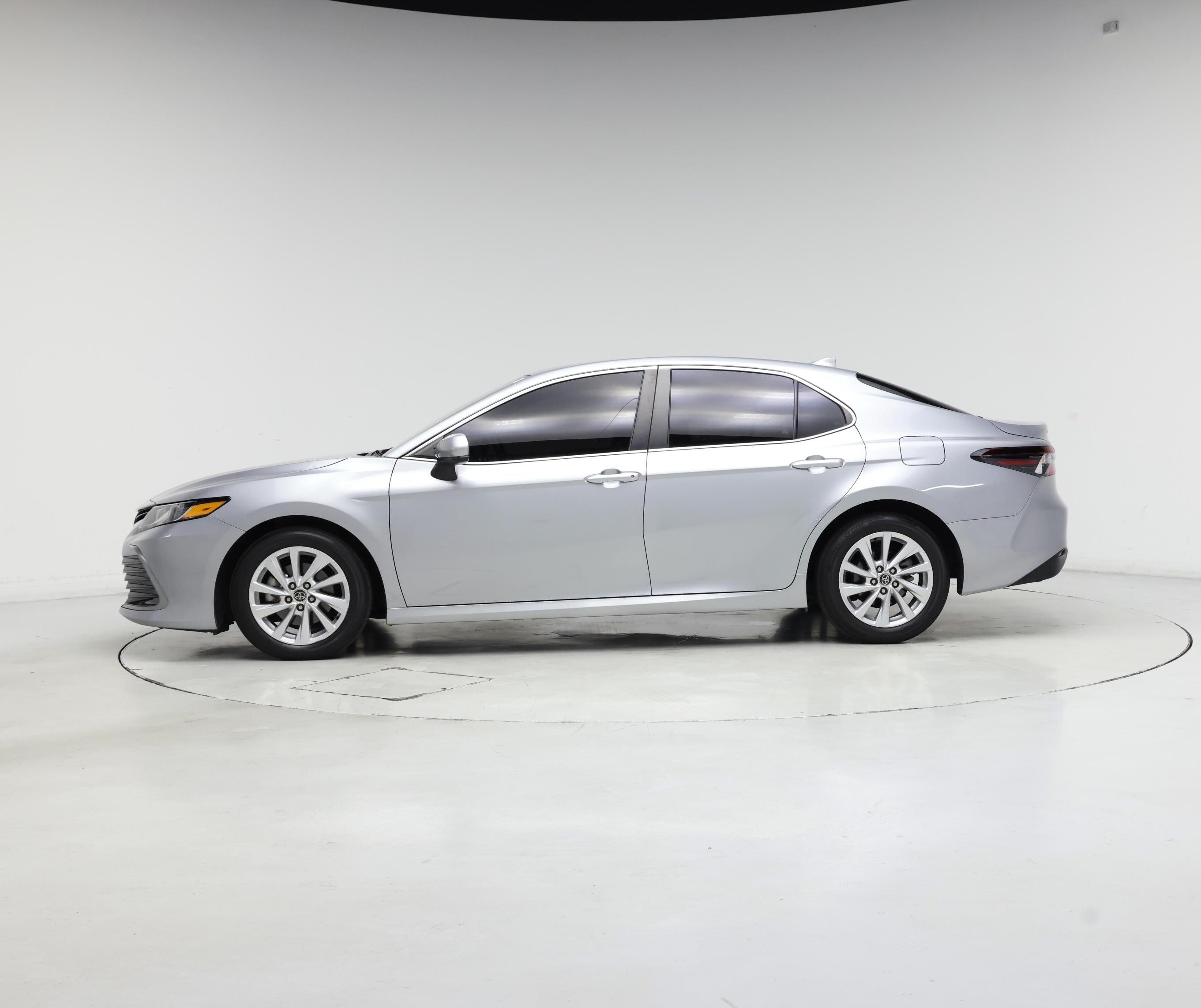 Thumbnail: 2023 Toyota Camry - 3