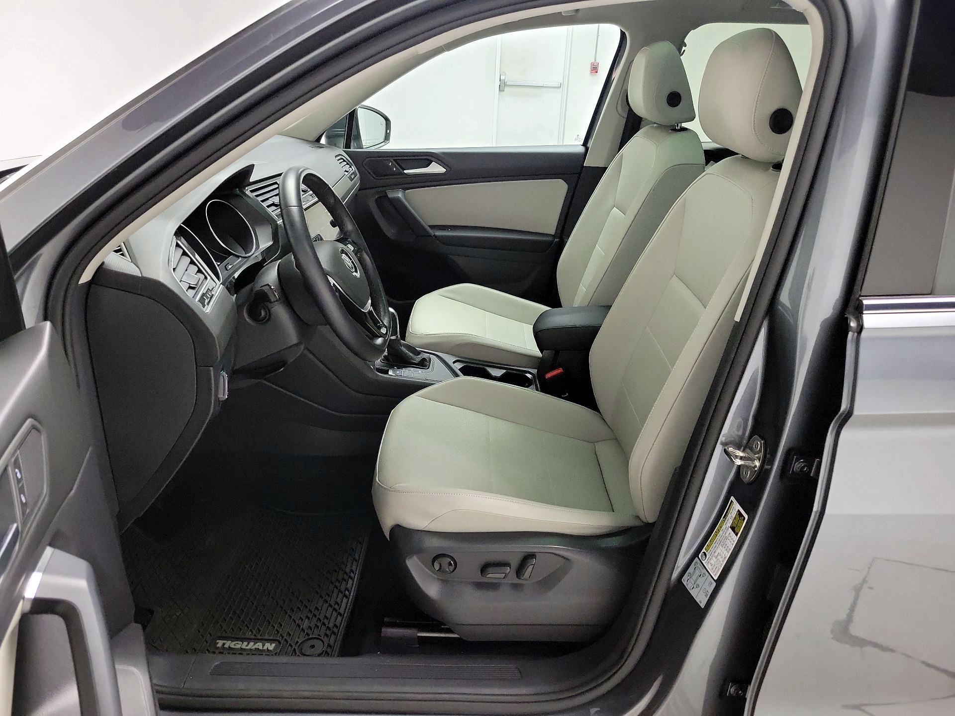 Thumbnail: 2019 Volkswagen Tiguan - 11