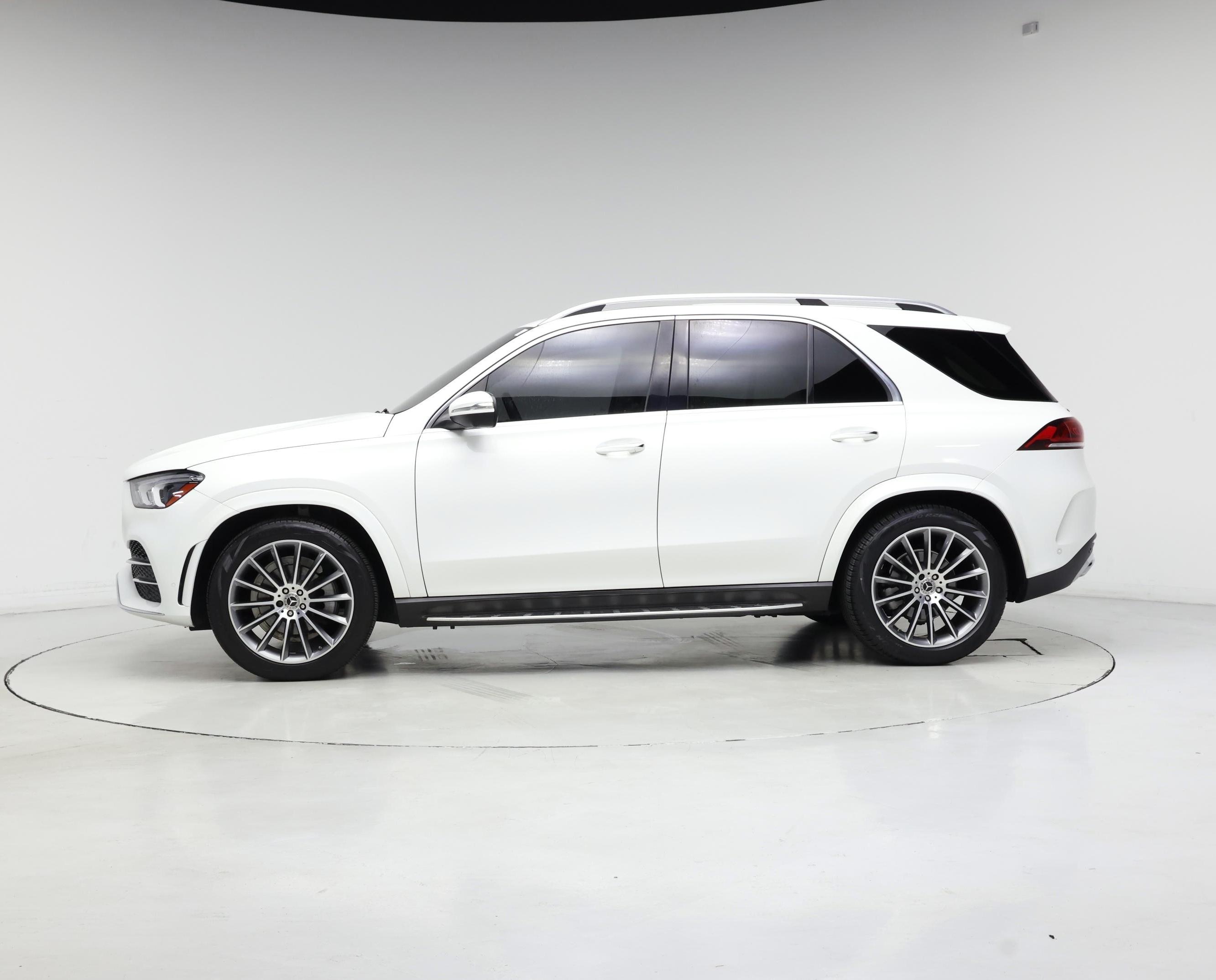 Thumbnail: 2021 Mercedes-Benz GLE - 3