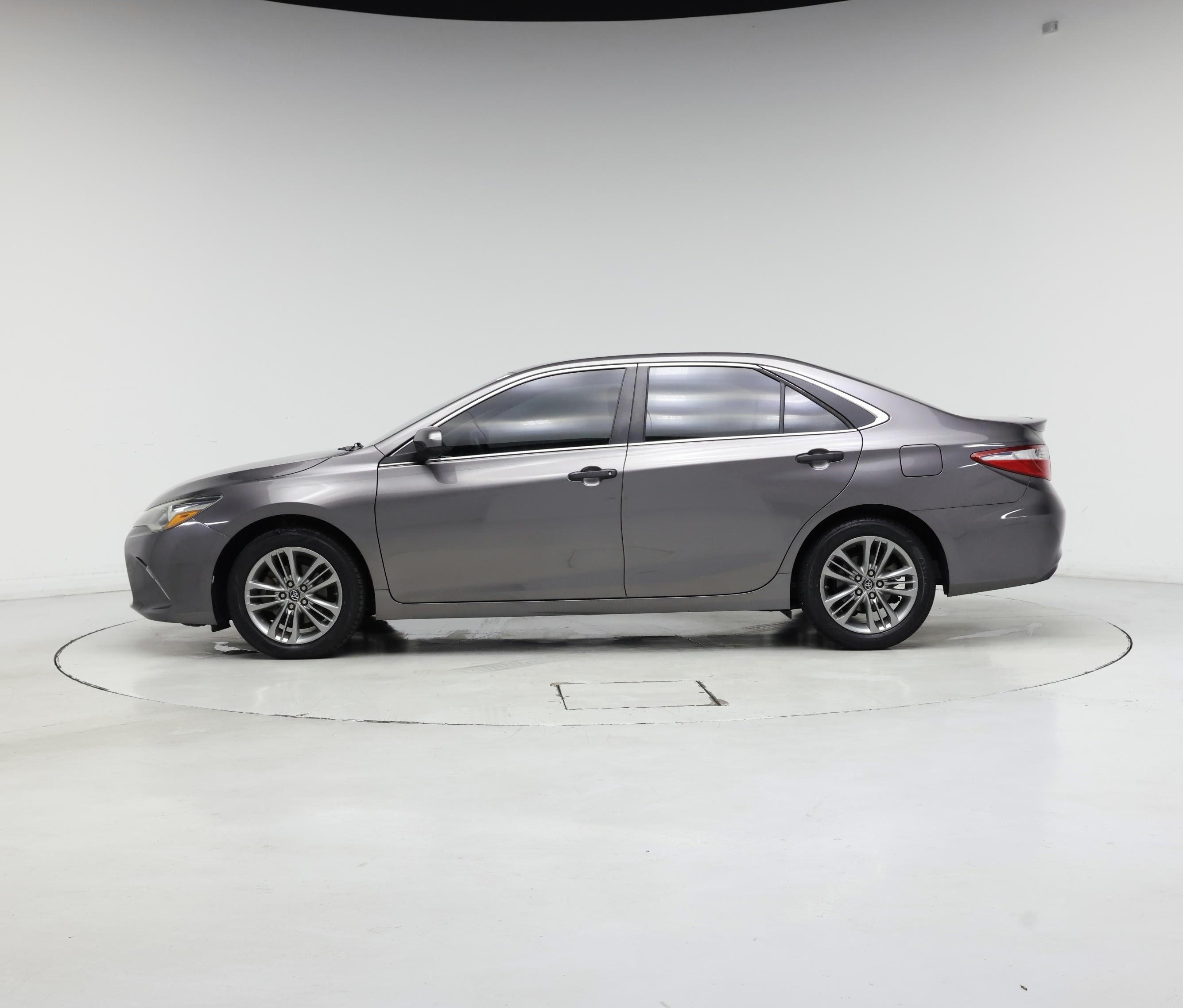 Thumbnail: 2017 Toyota Camry - 3
