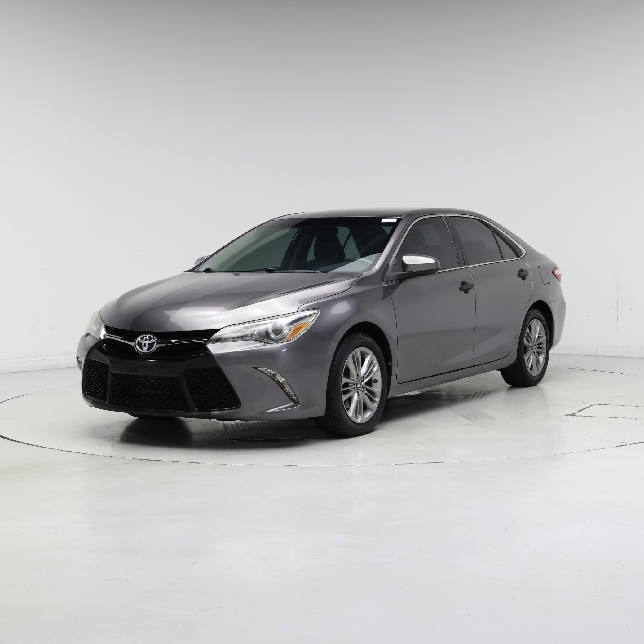 Thumbnail: 2017 Toyota Camry - 4
