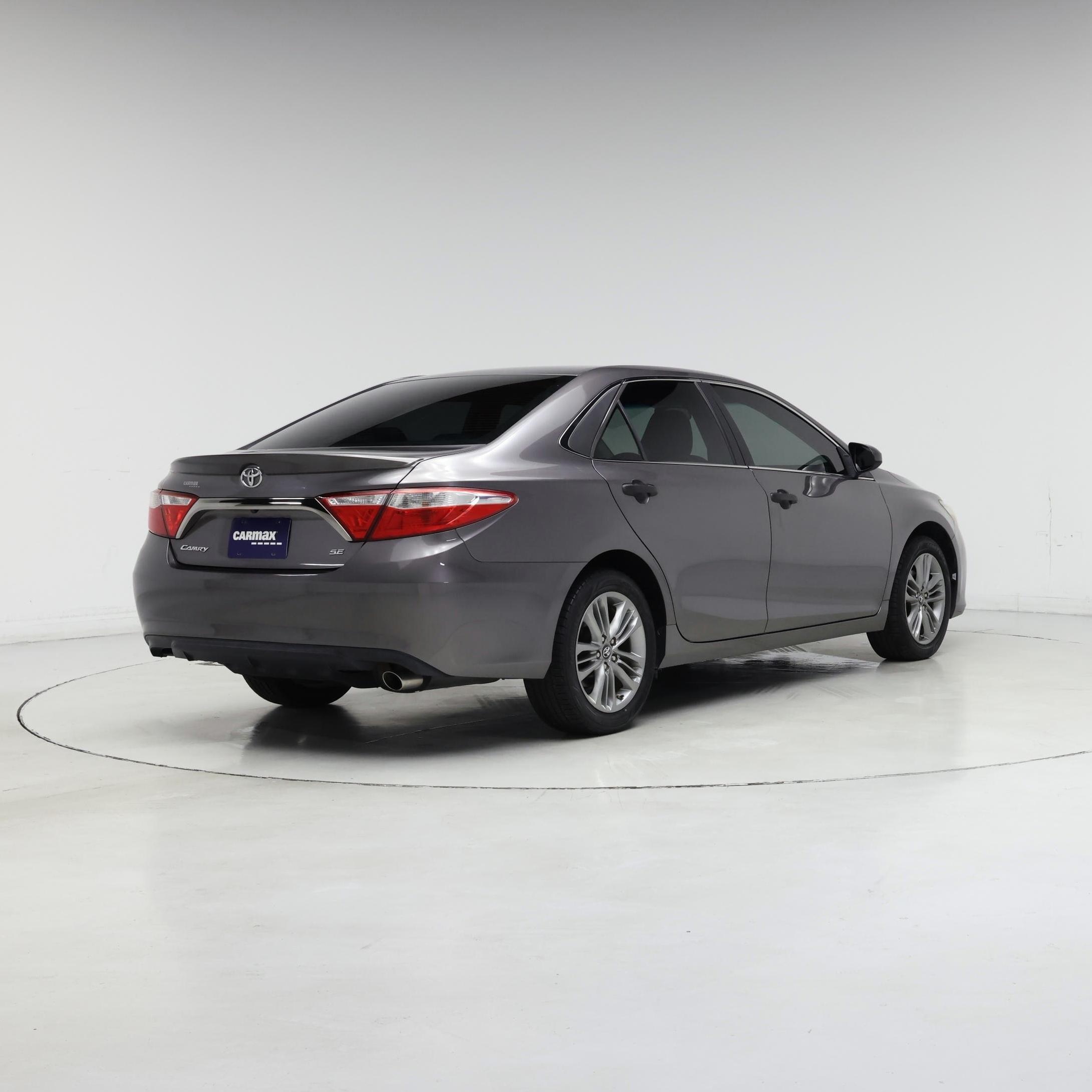 Thumbnail: 2017 Toyota Camry - 8